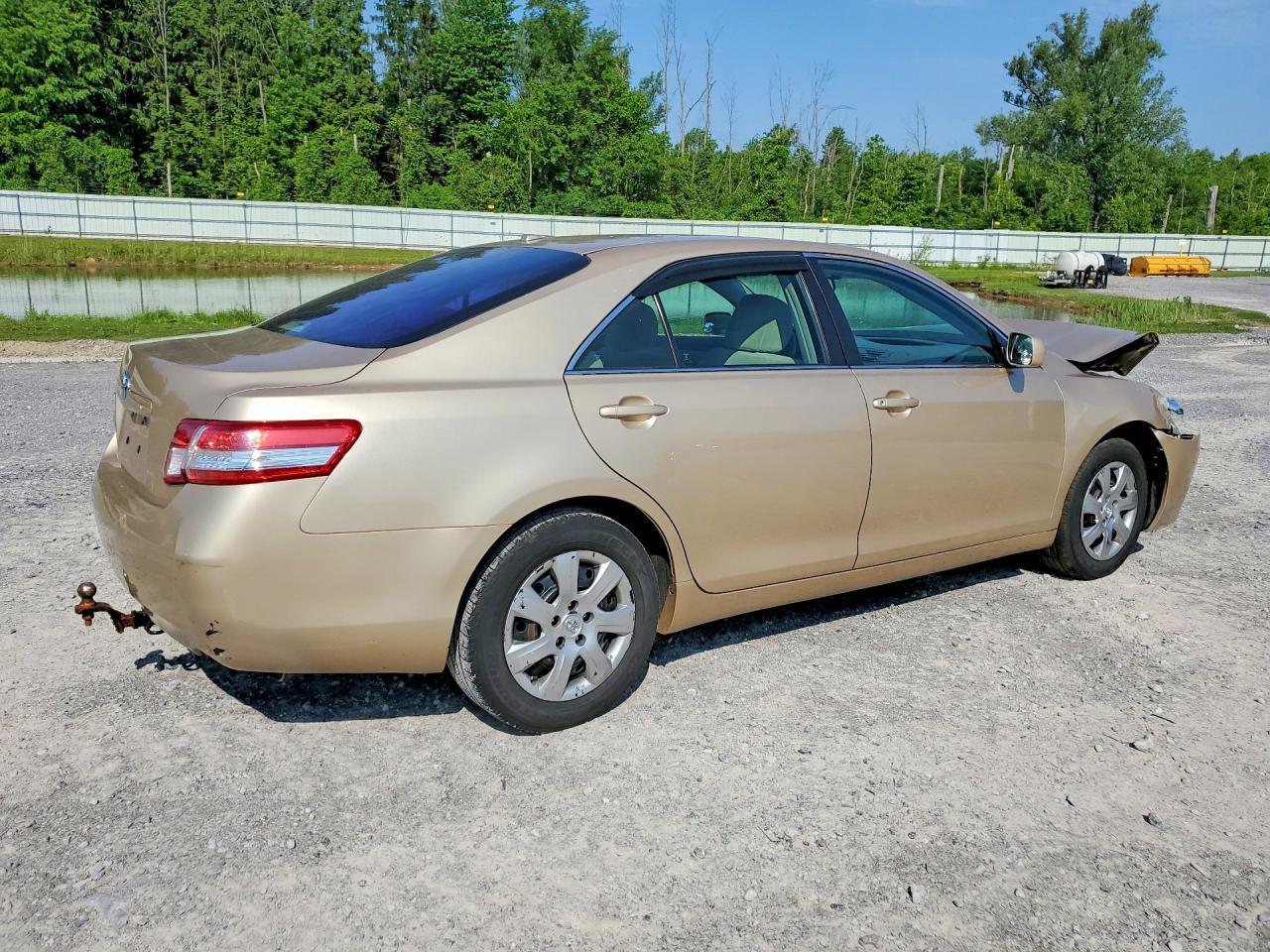 2010 TOYOTA CAMRY