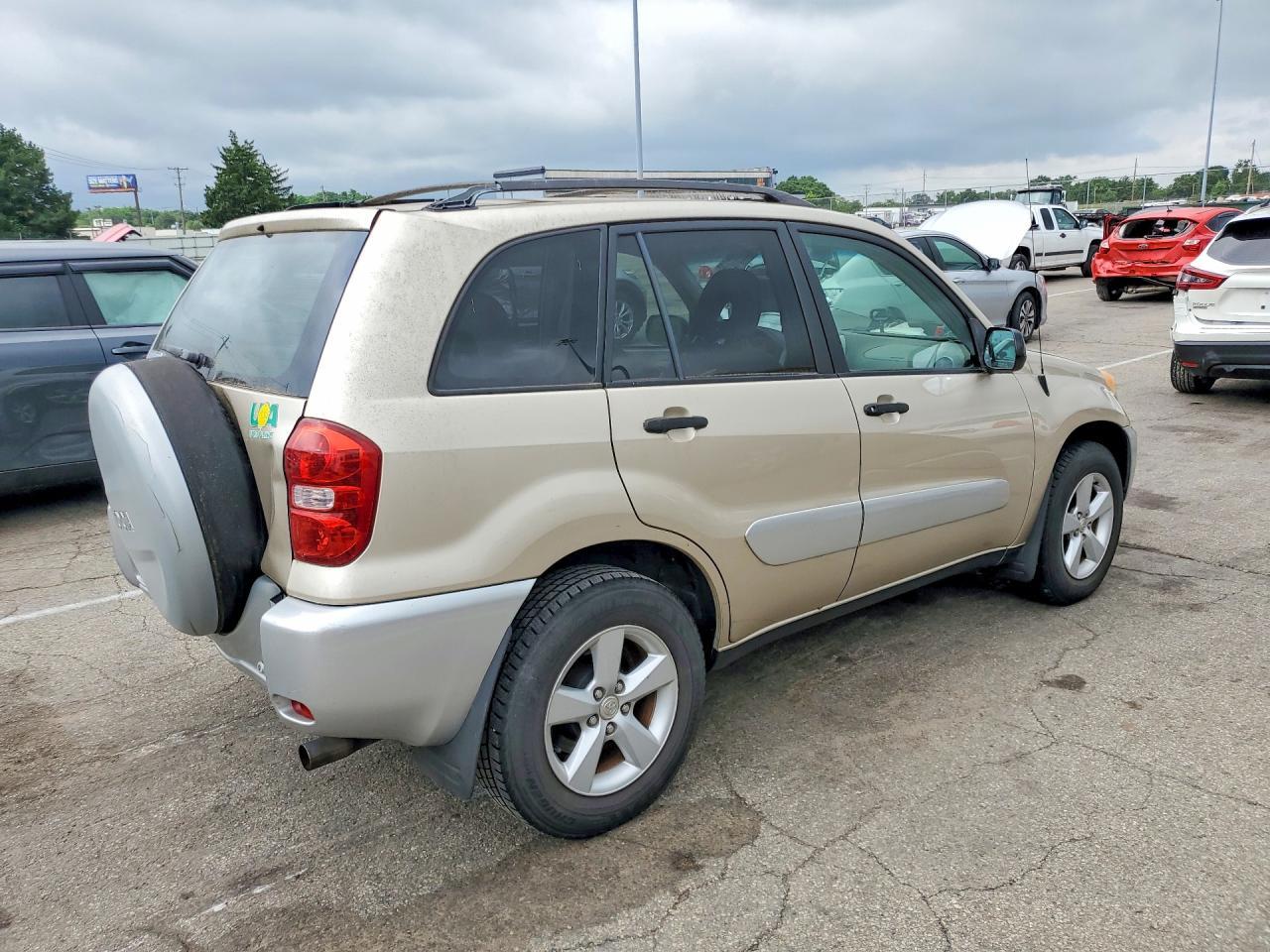 2004 TOYOTA RAV4
