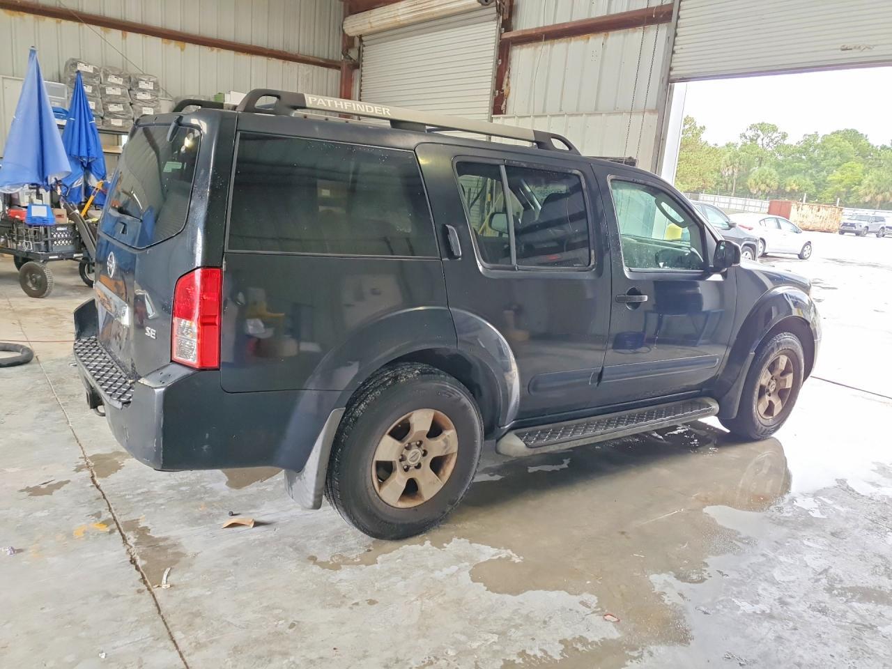 2005 NISSAN PATHFINDER