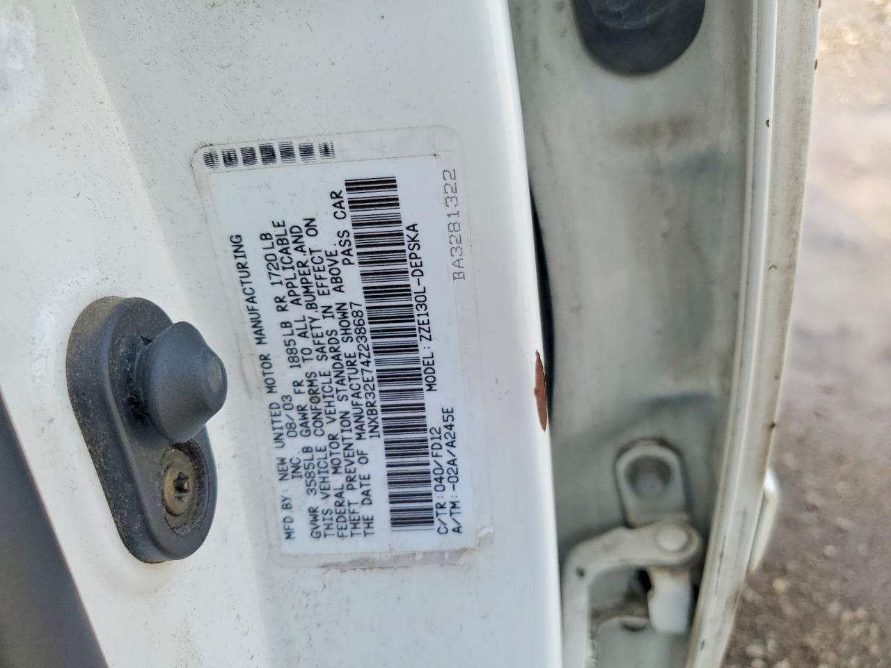 2004 TOYOTA COROLLA