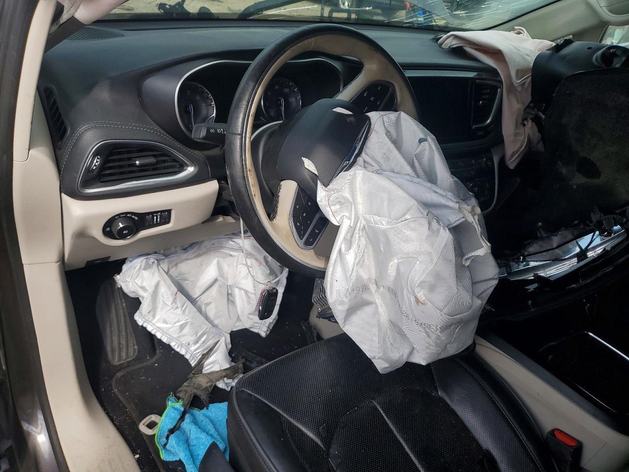 2020 CHRYSLER Pacifica