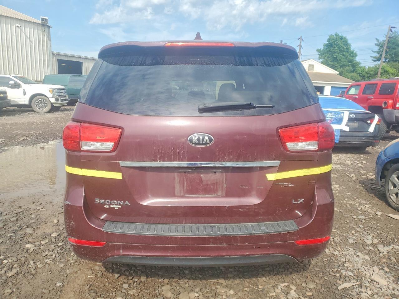 2015 KIA SEDONA