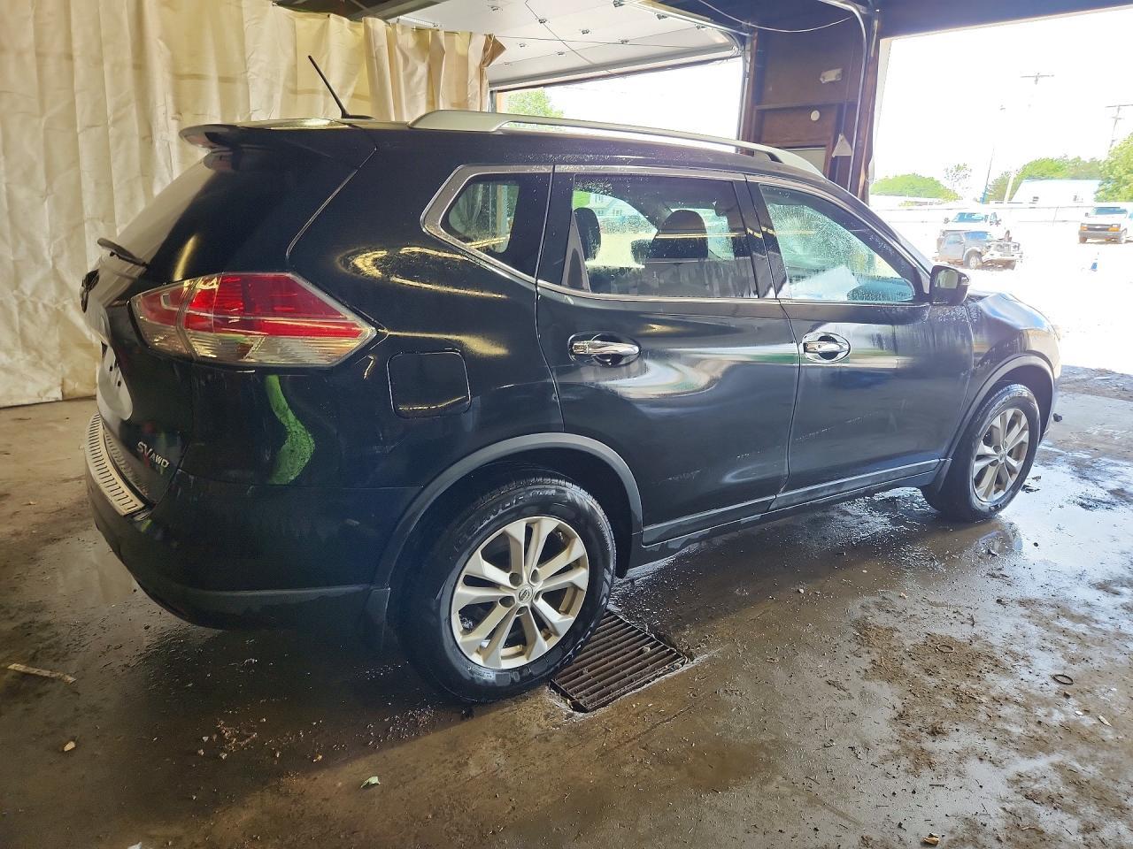 2016 NISSAN ROGUE