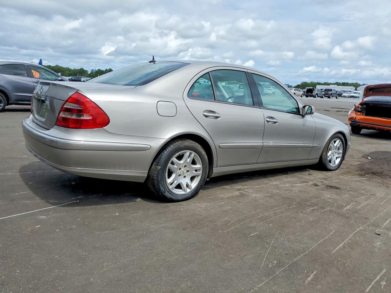 2006 MERCEDES-BENZ E-Class