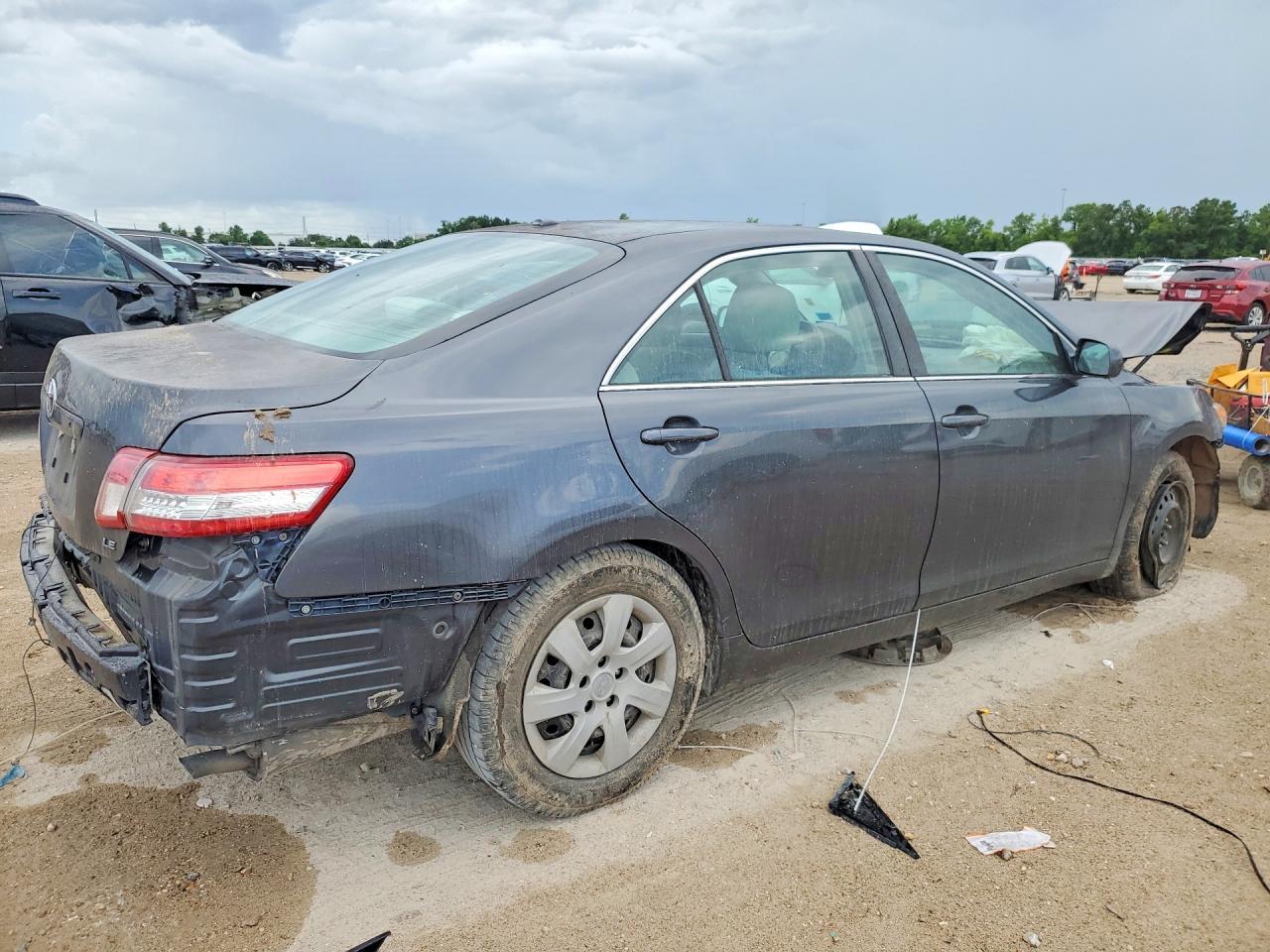 2010 TOYOTA CAMRY