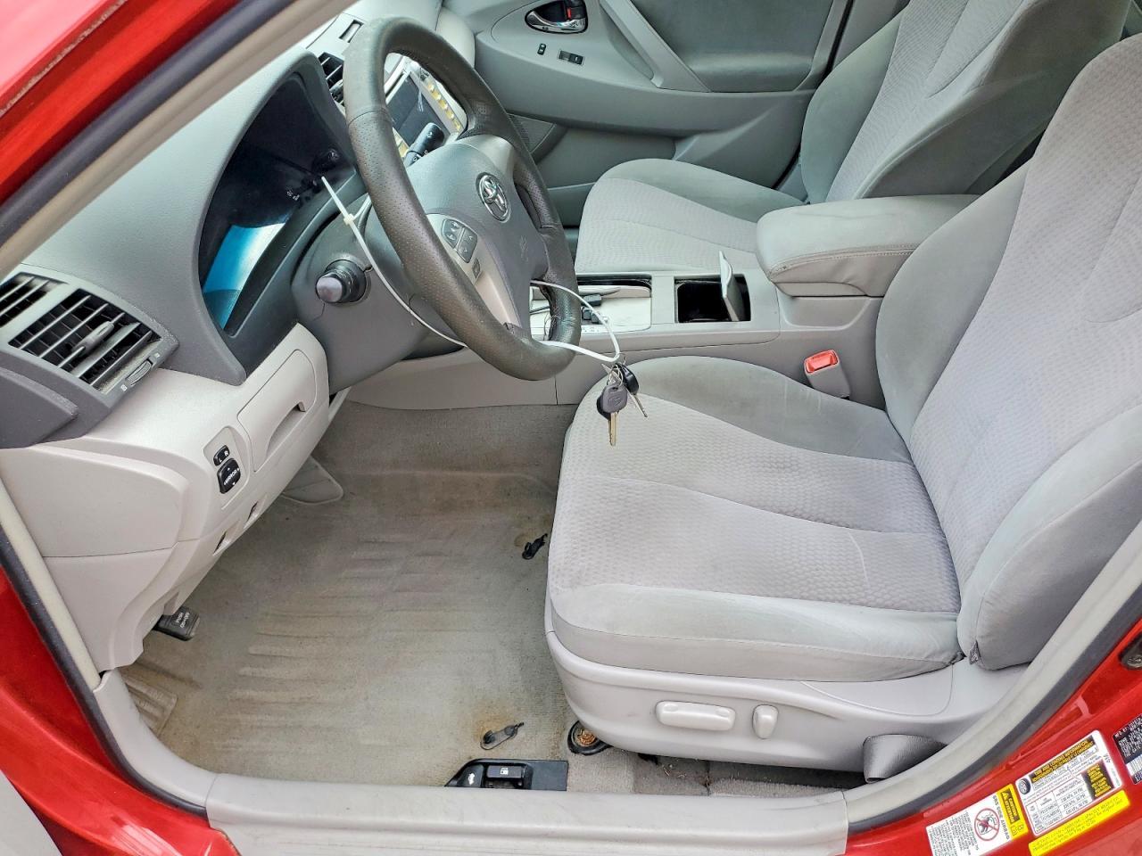 2011 TOYOTA CAMRY