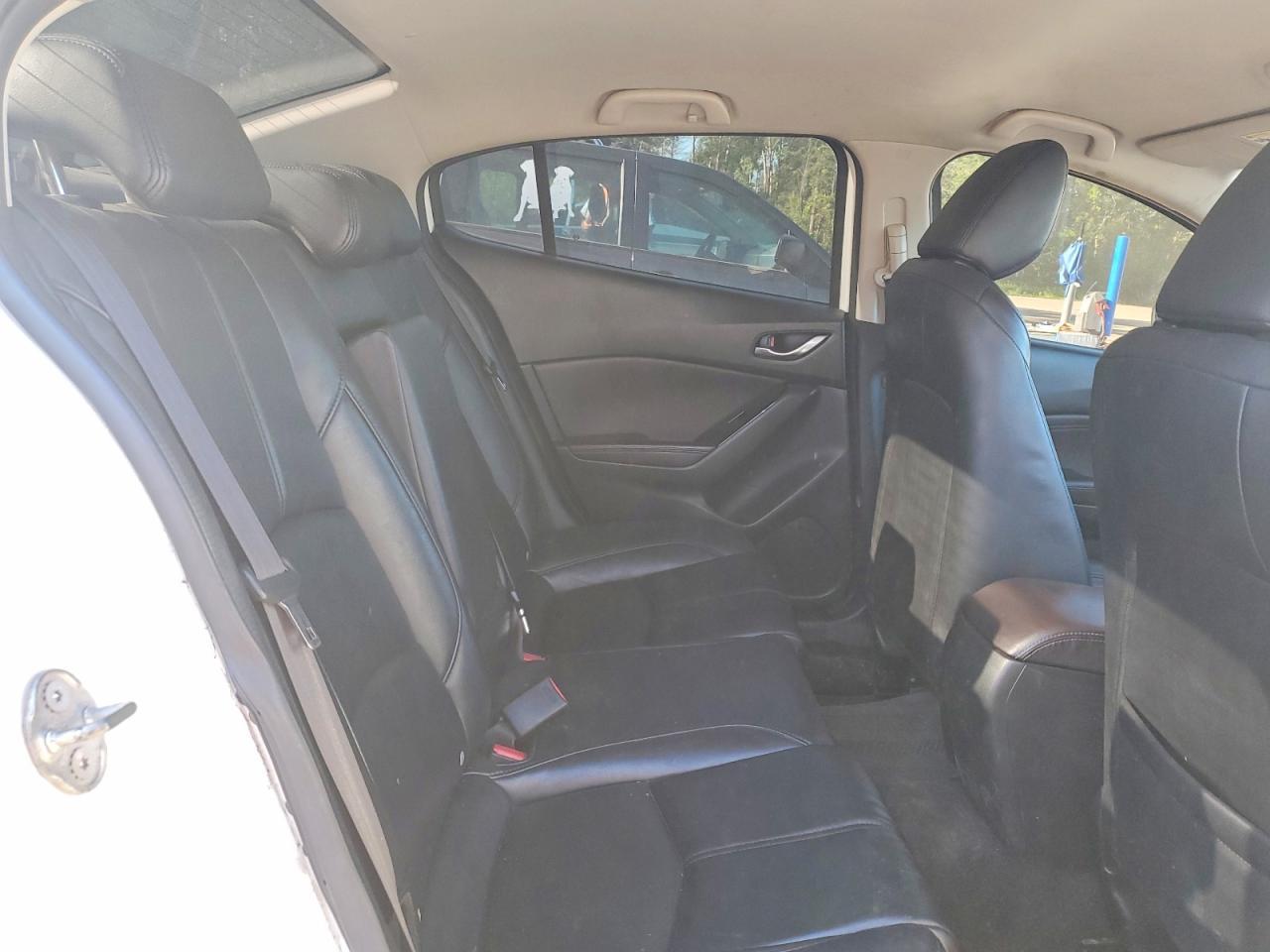 2018 MAZDA 3