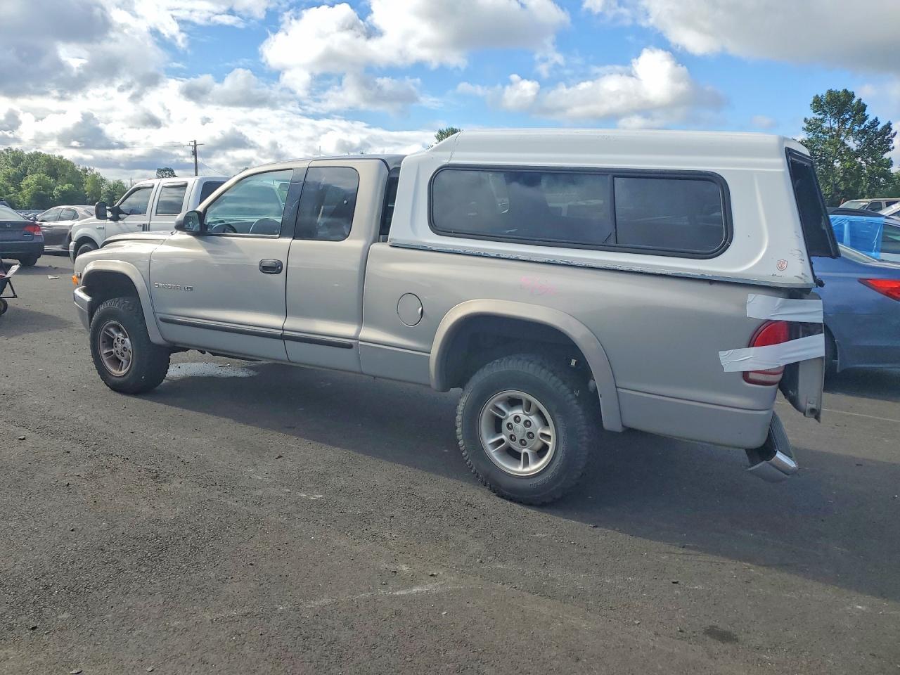 1999 DODGE Dakota