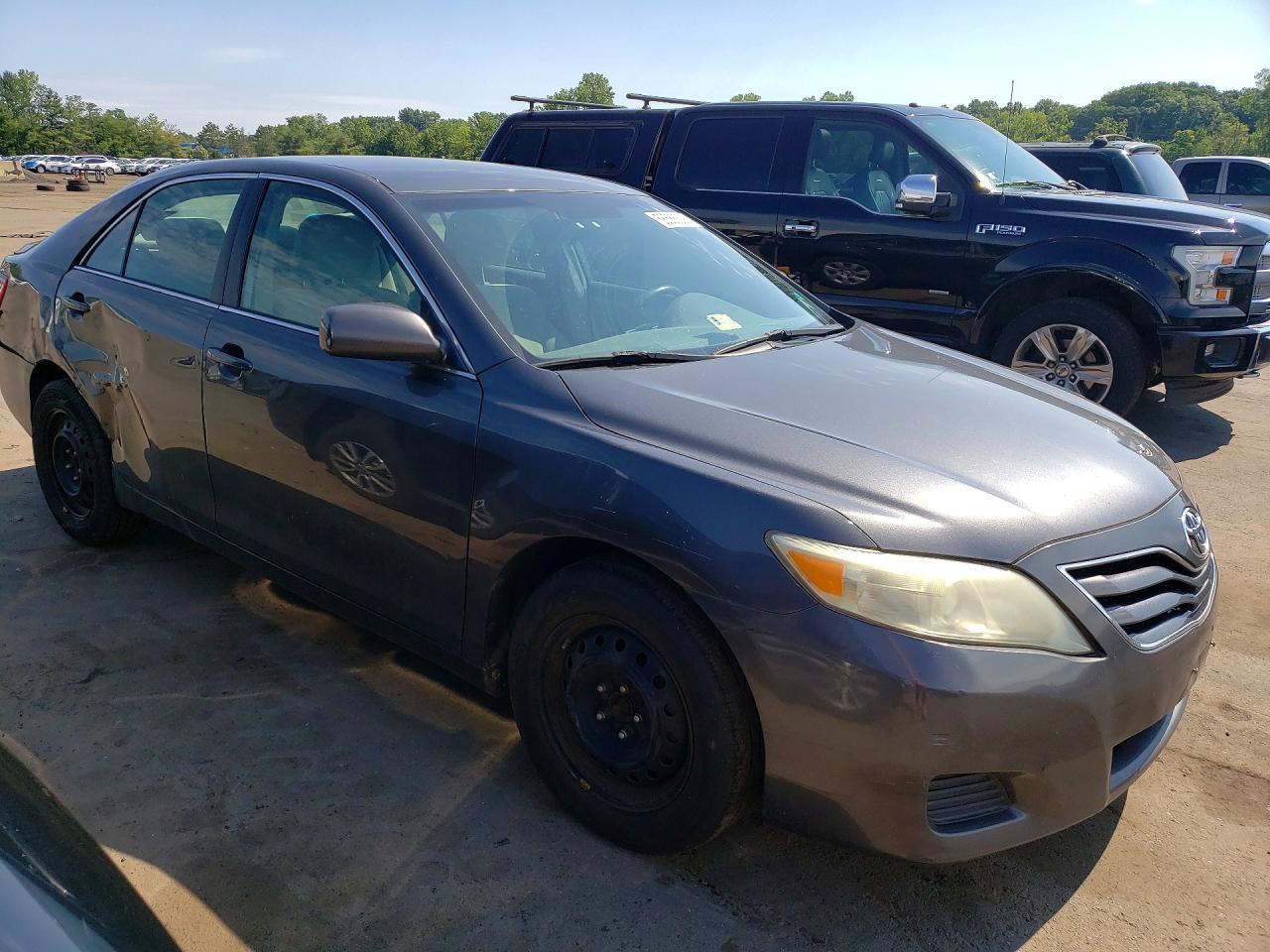 2010 TOYOTA CAMRY