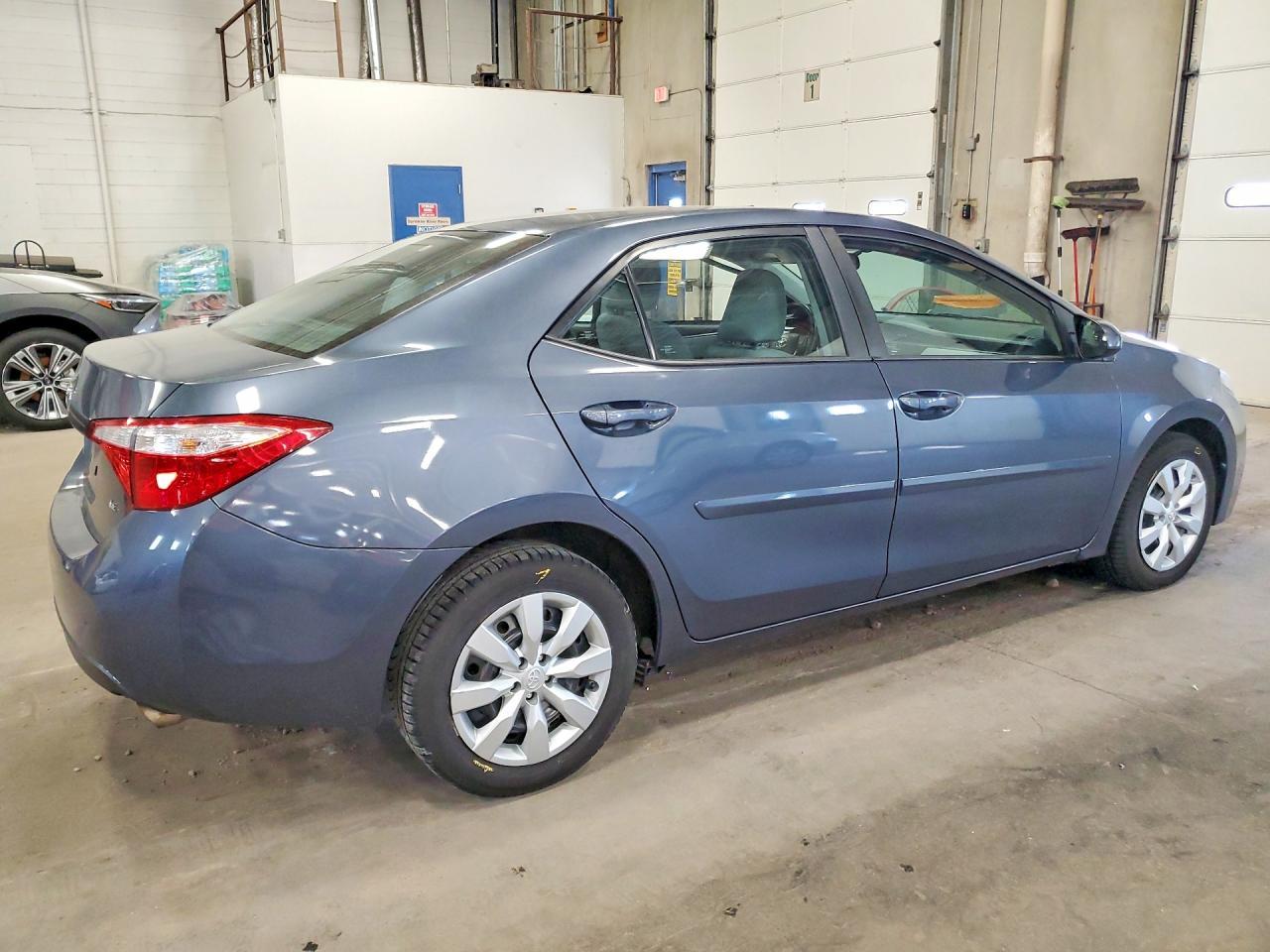 2015 TOYOTA COROLLA
