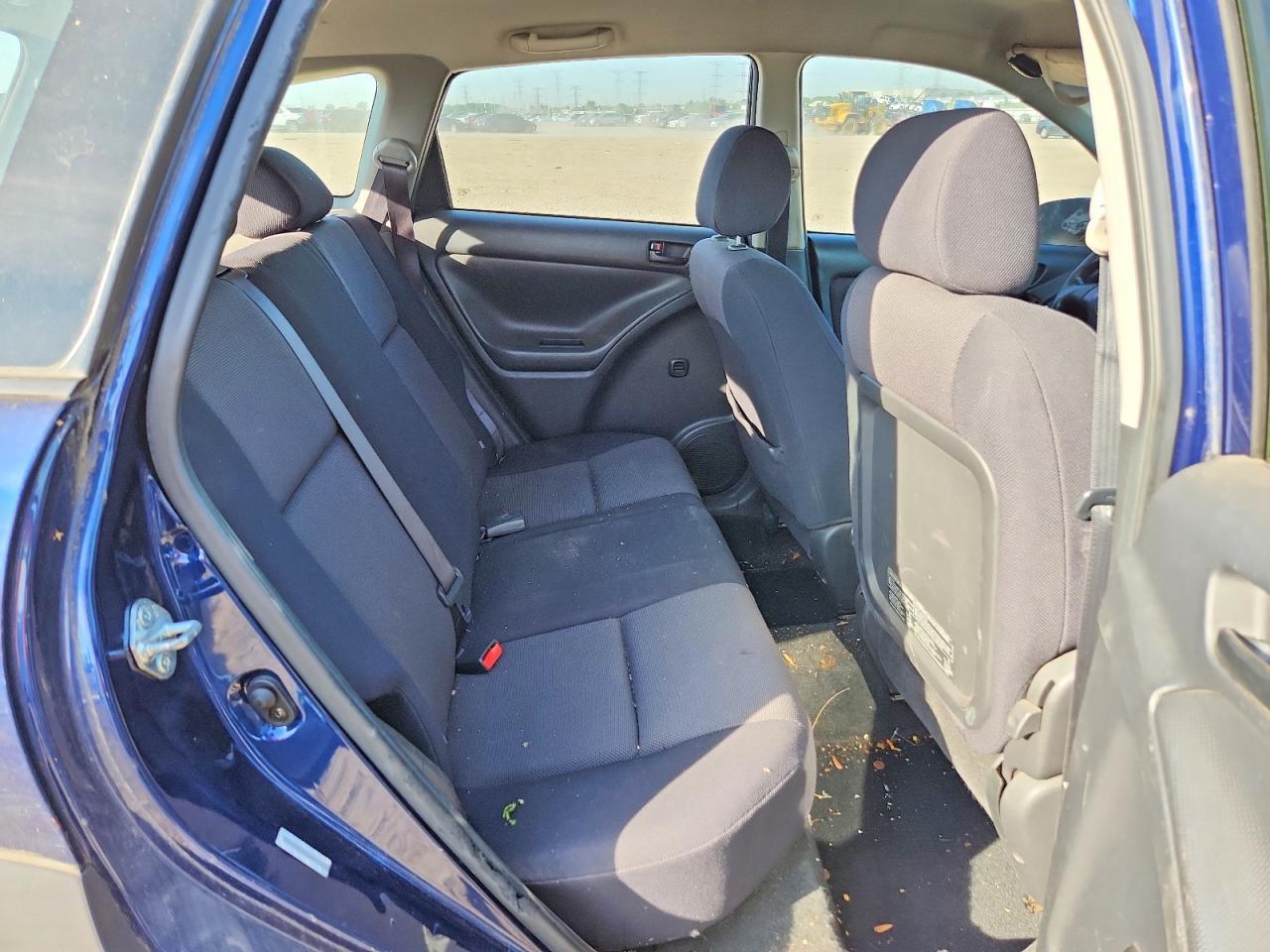 2004 PONTIAC VIBE