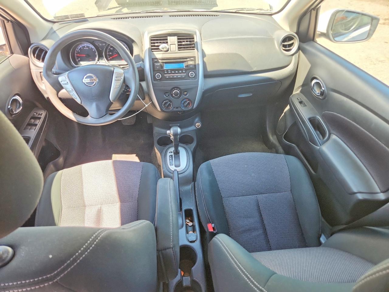 2017 NISSAN VERSA