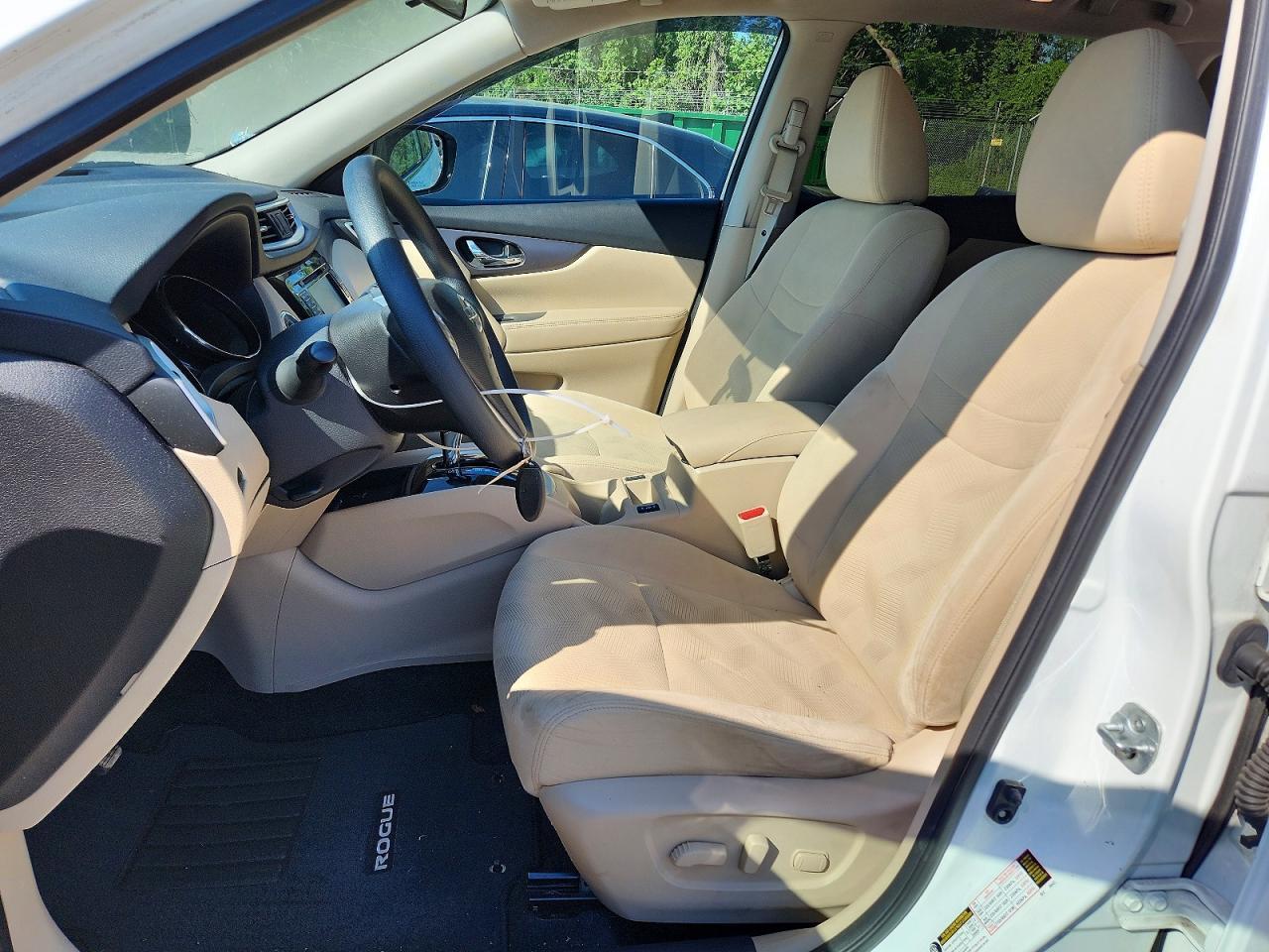 2016 NISSAN ROGUE