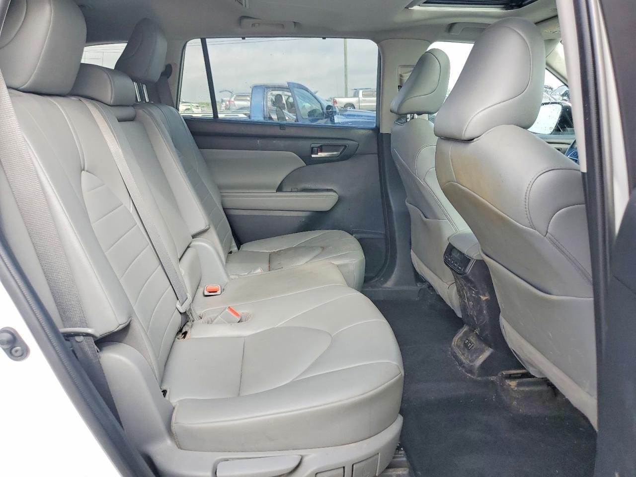 2021 TOYOTA HIGHLANDER