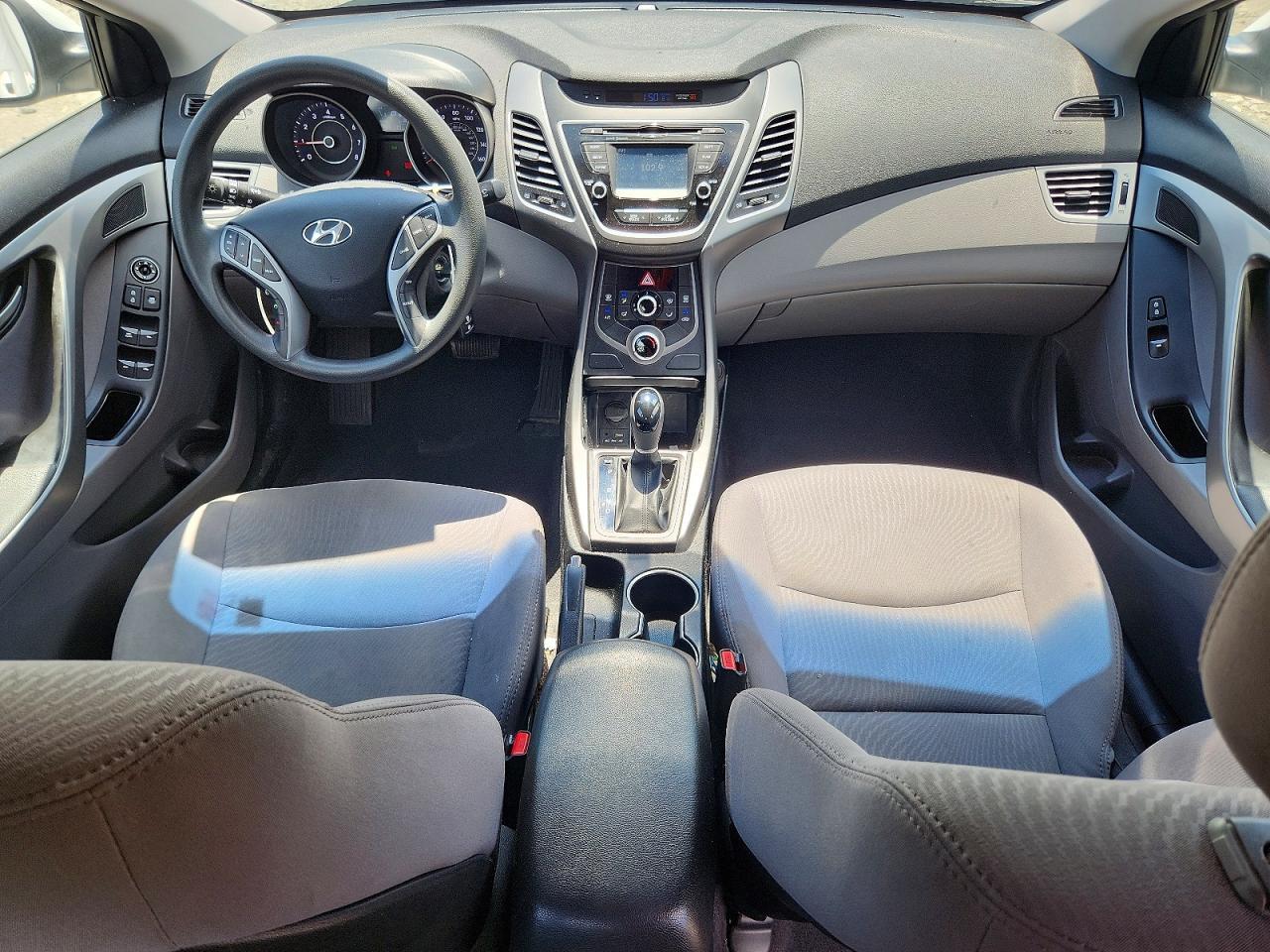 2016 HYUNDAI ELANTRA