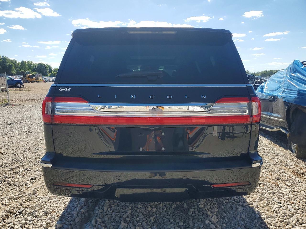 2019 LINCOLN Navigator
