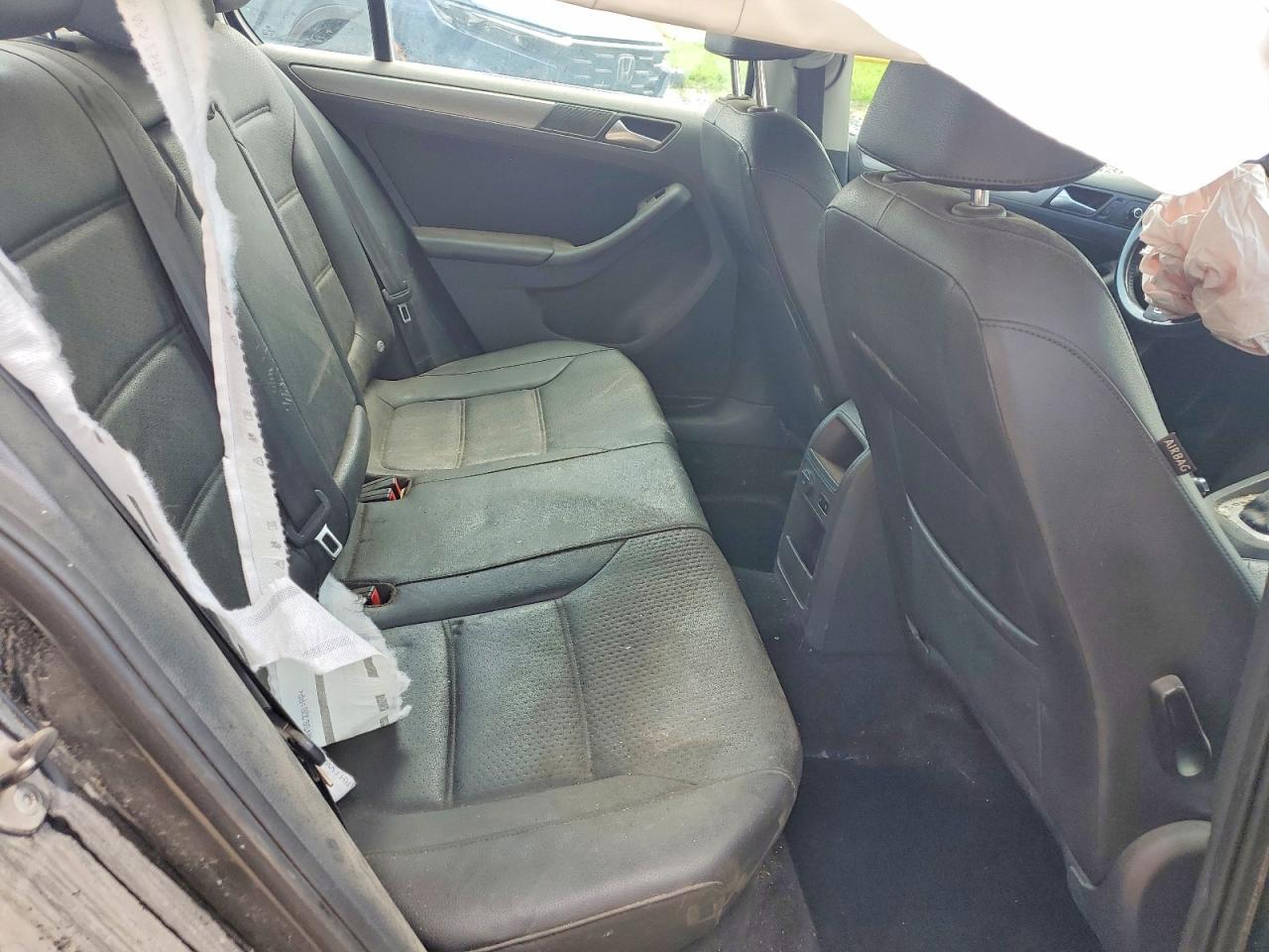 2014 VOLKSWAGEN JETTA