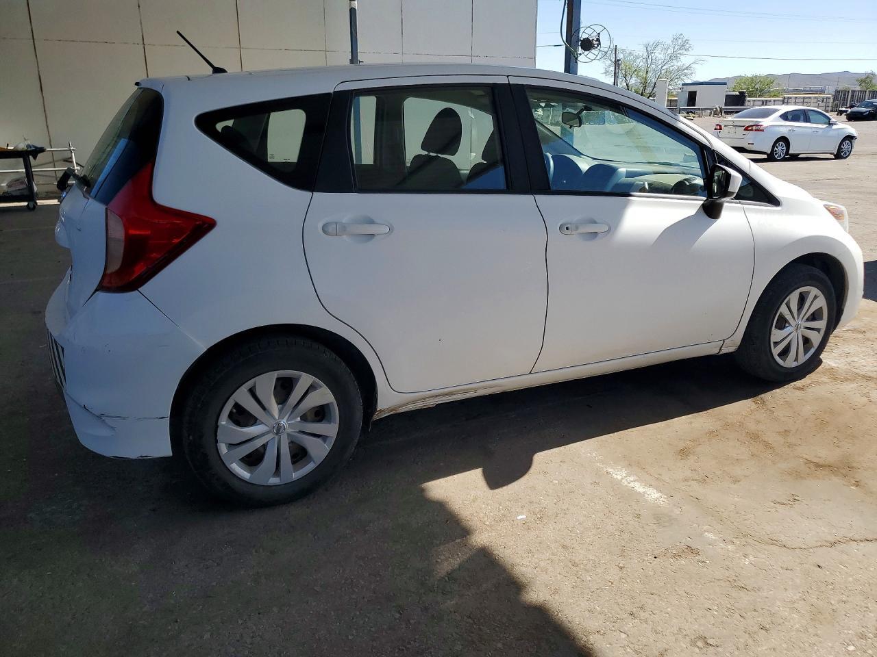 2017 NISSAN Versa Note