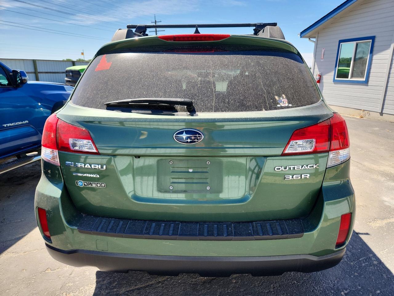 2013 SUBARU Outback