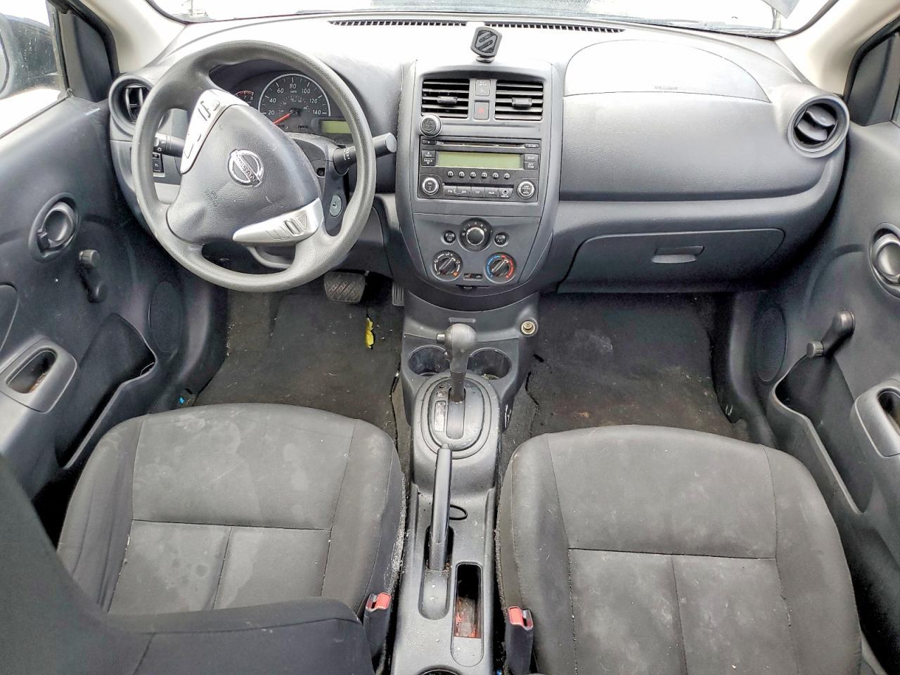 2017 NISSAN VERSA