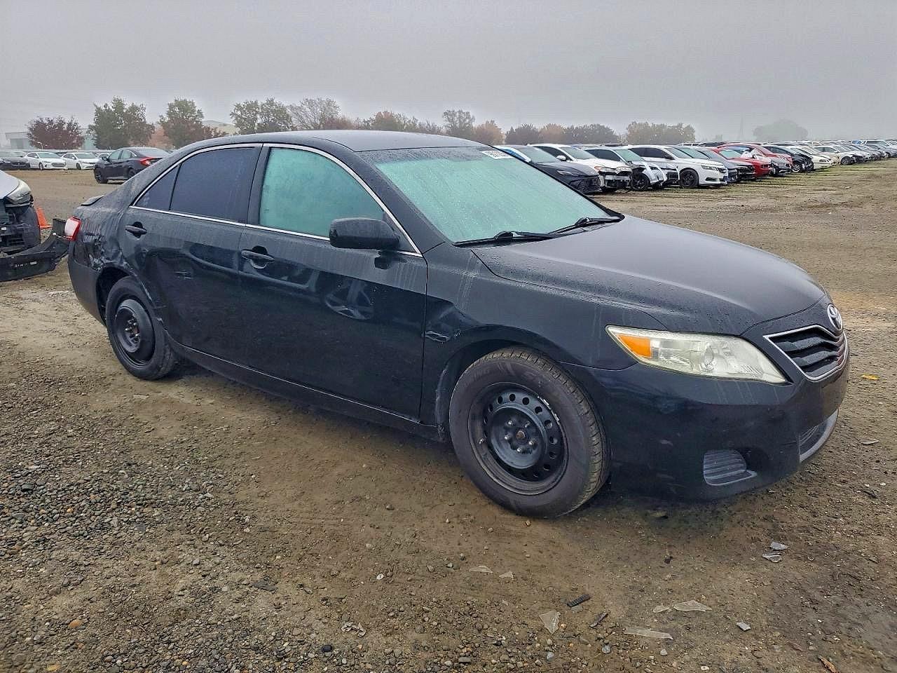 2011 TOYOTA CAMRY