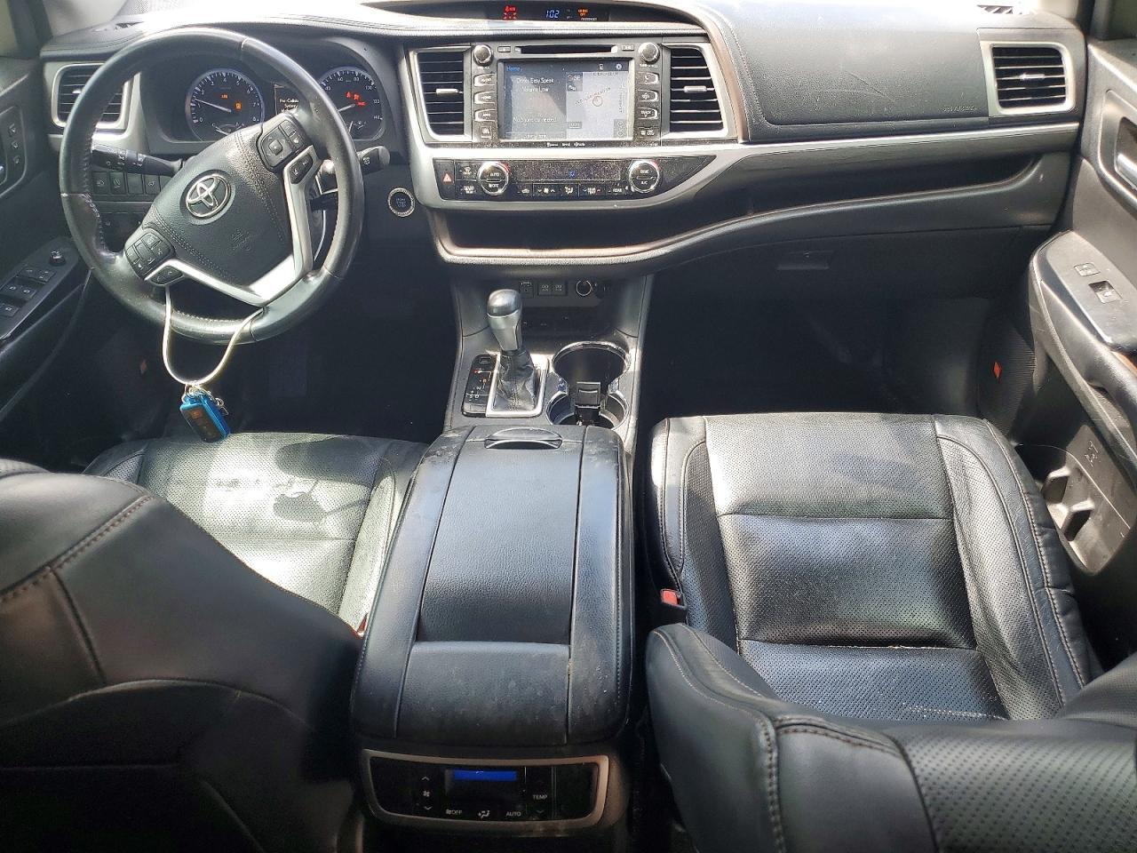2018 TOYOTA HIGHLANDER