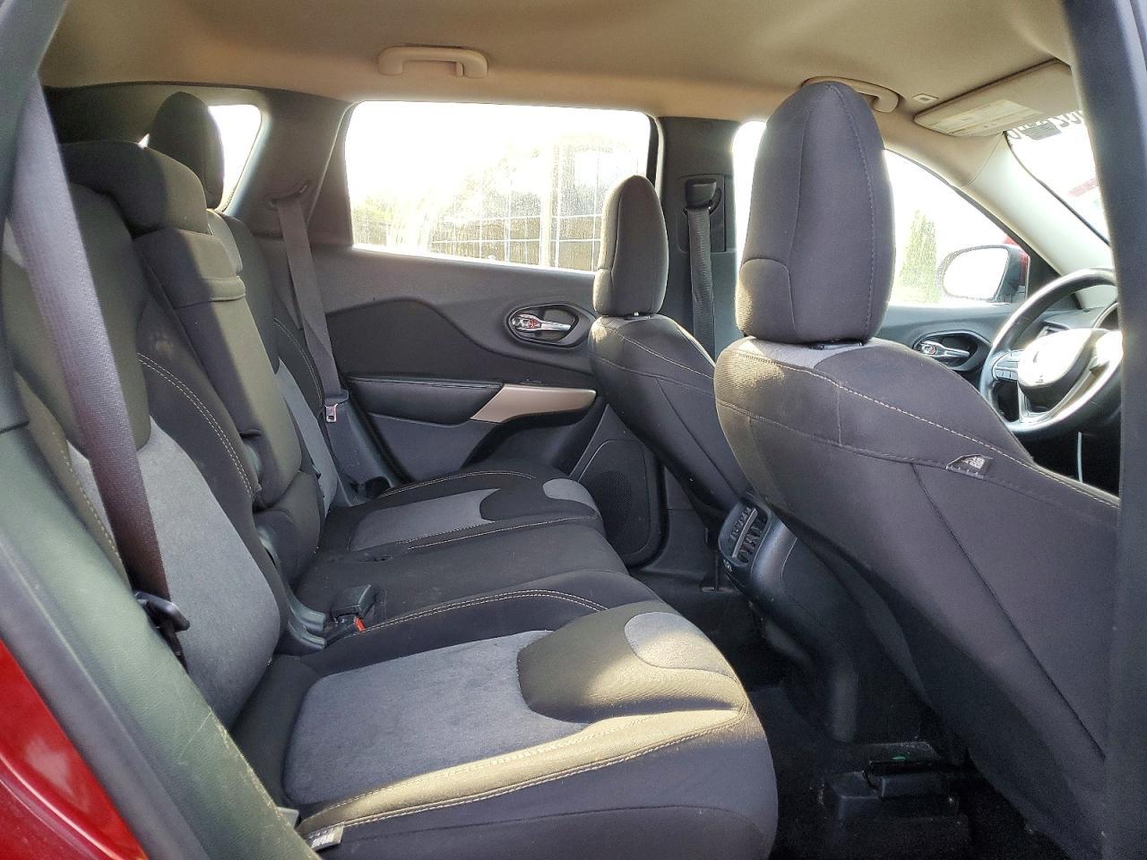 2018 JEEP CHEROKEE