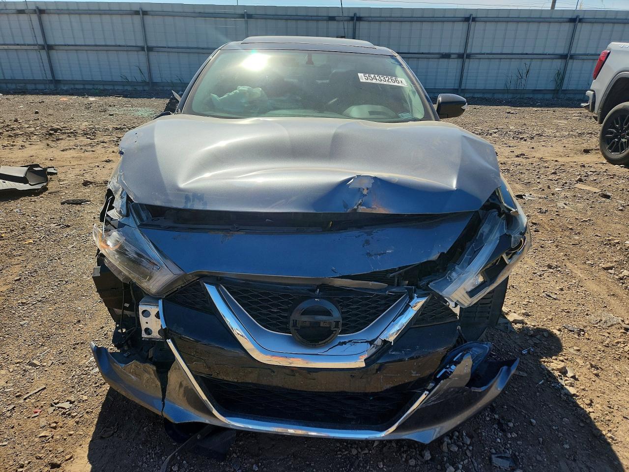 2017 NISSAN Maxima