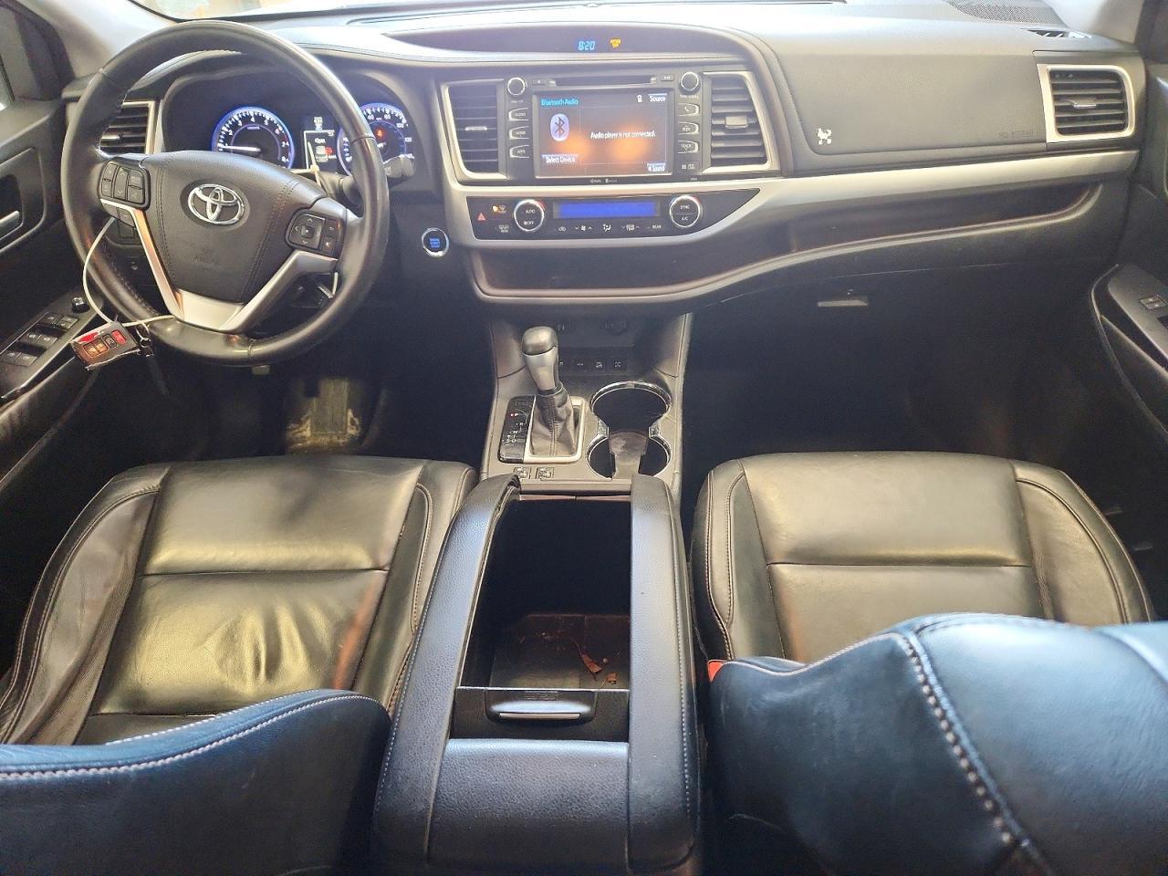 2015 TOYOTA HIGHLANDER