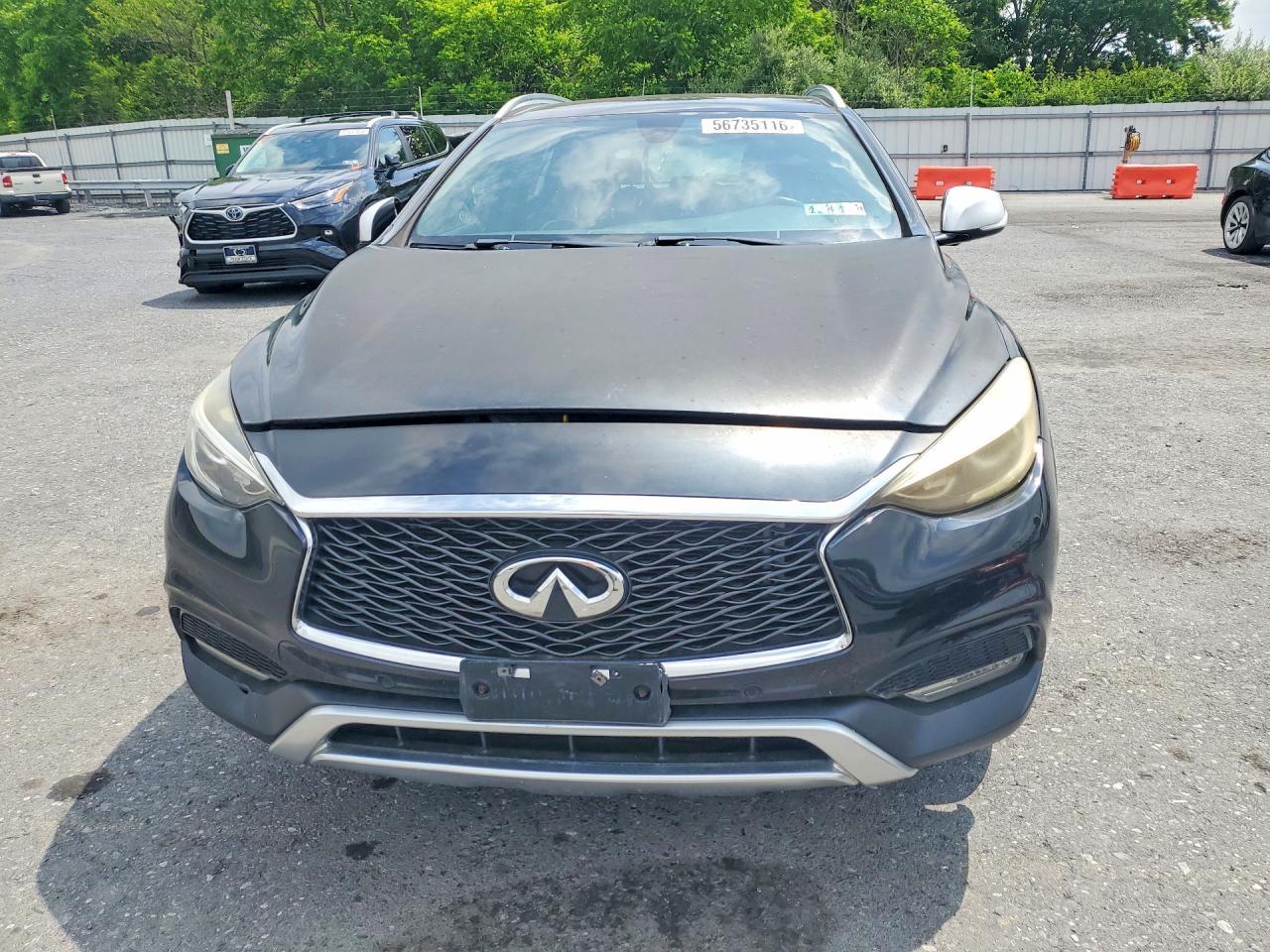 2017 INFINITI QX30