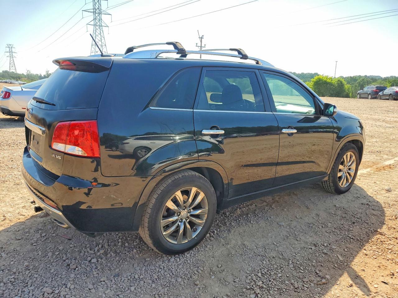 2011 KIA SORENTO