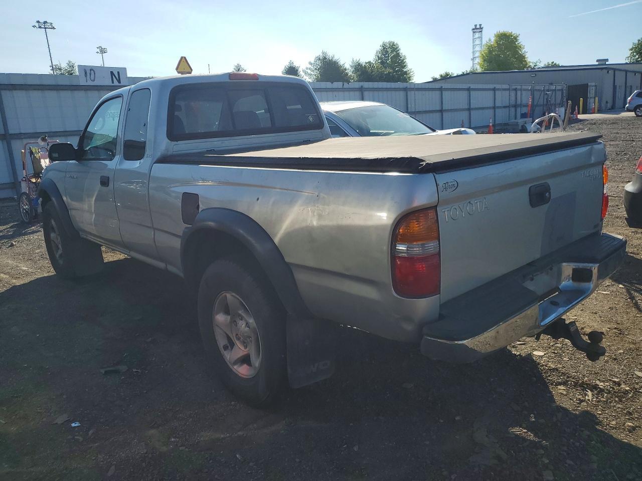 2004 TOYOTA TACOMA