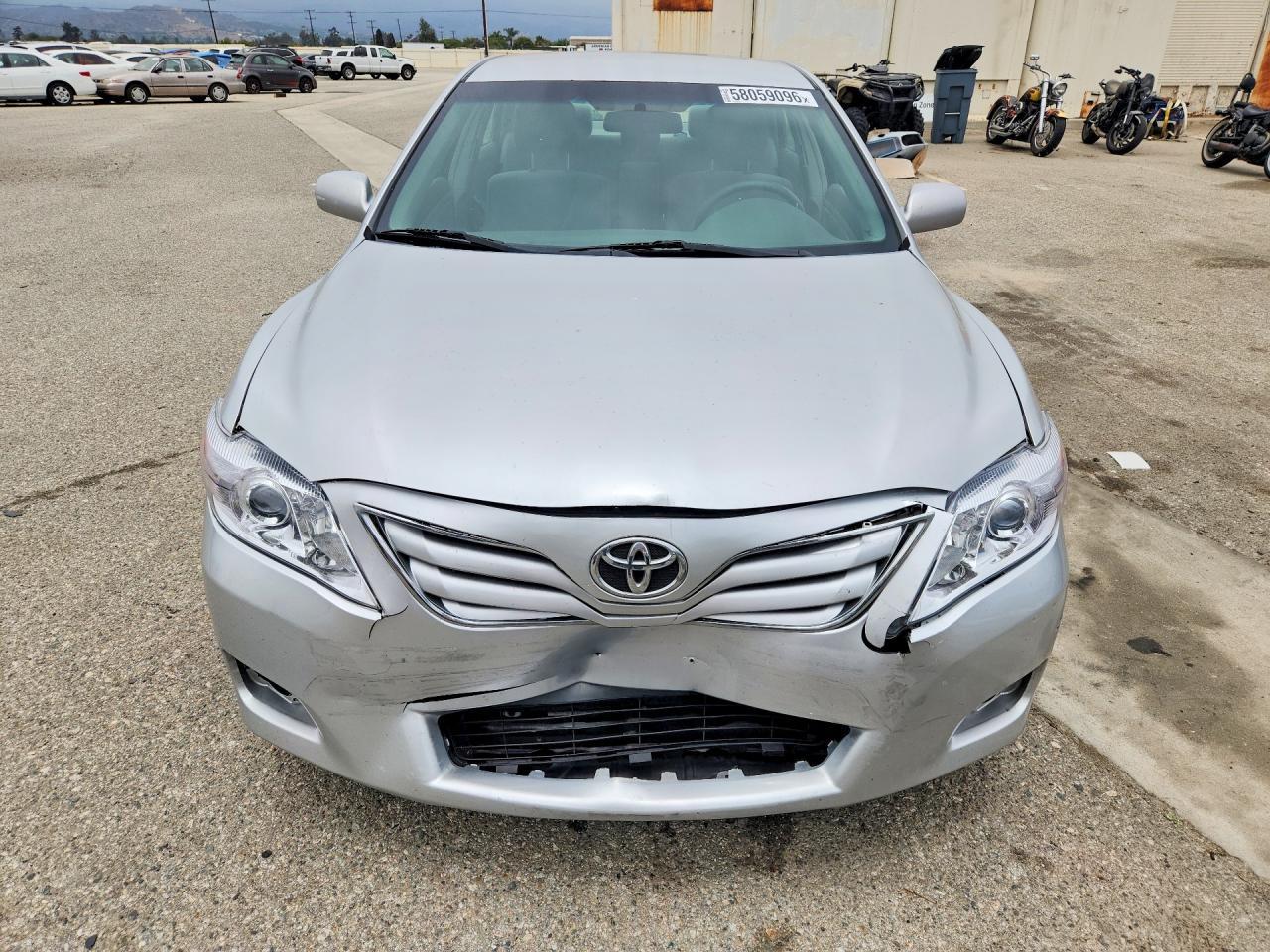 2010 TOYOTA CAMRY