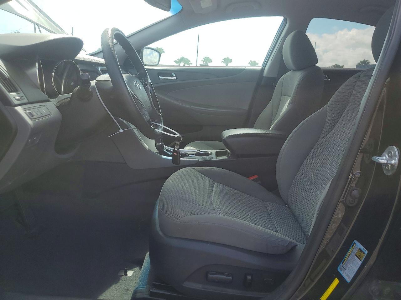 2013 HYUNDAI SONATA