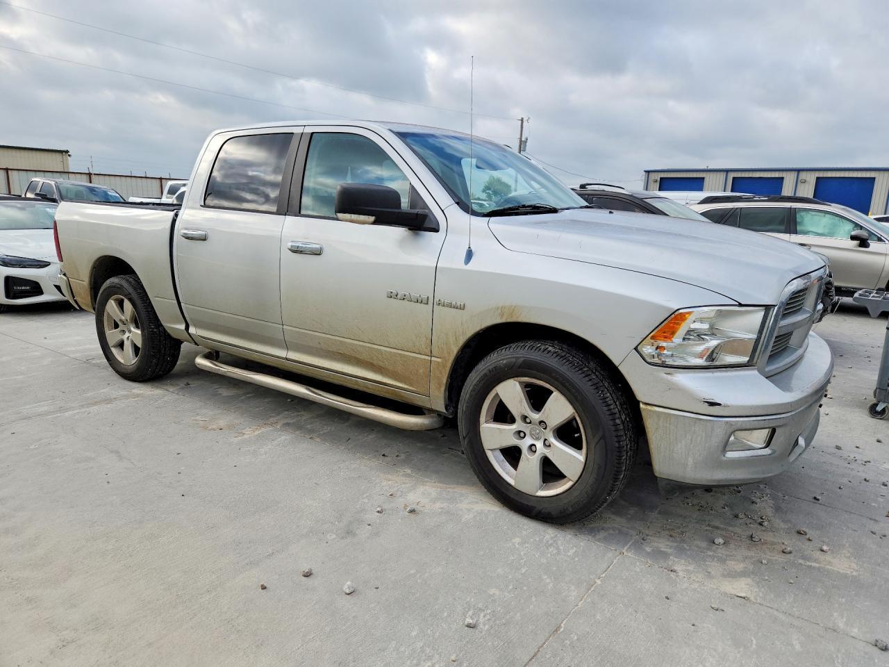 2010 DODGE RAM 1500