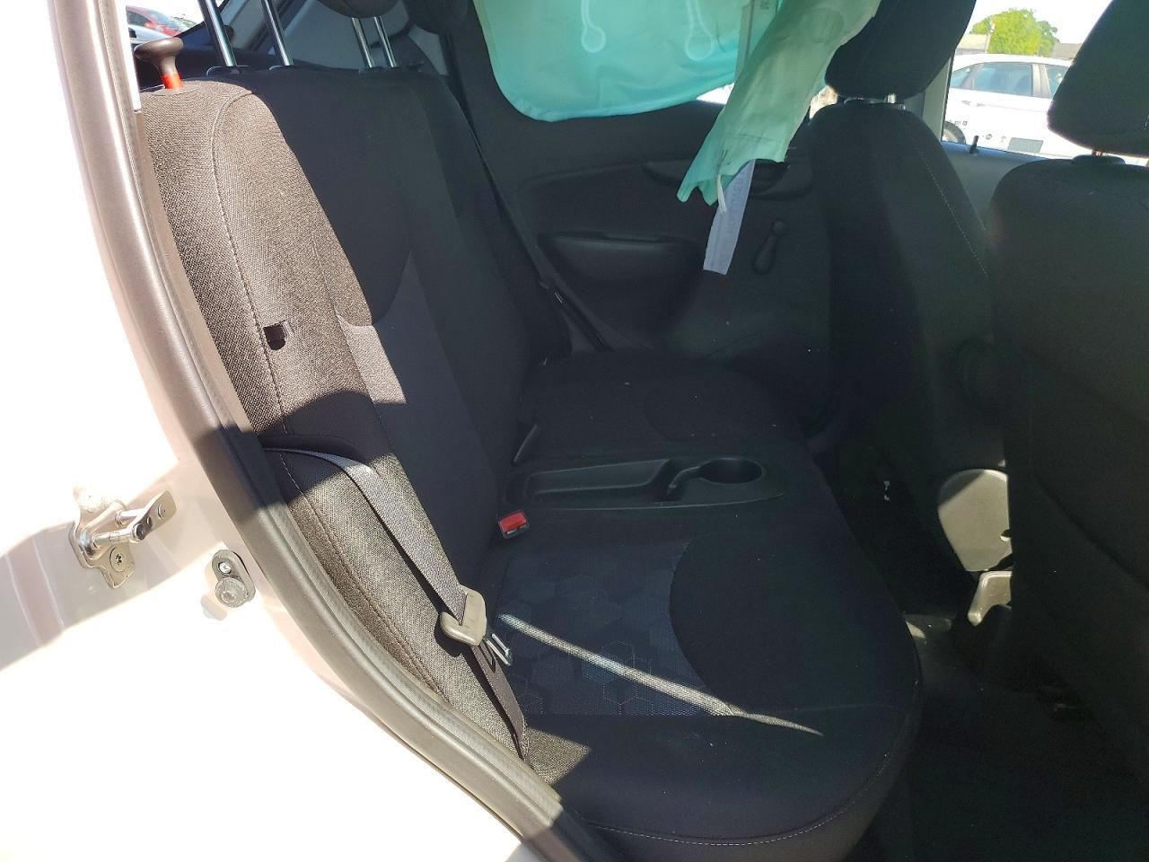 2017 CHEVROLET Spark