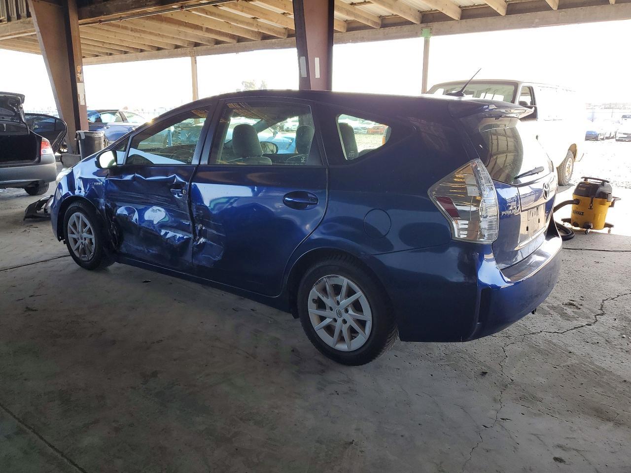 2012 TOYOTA PRIUS V