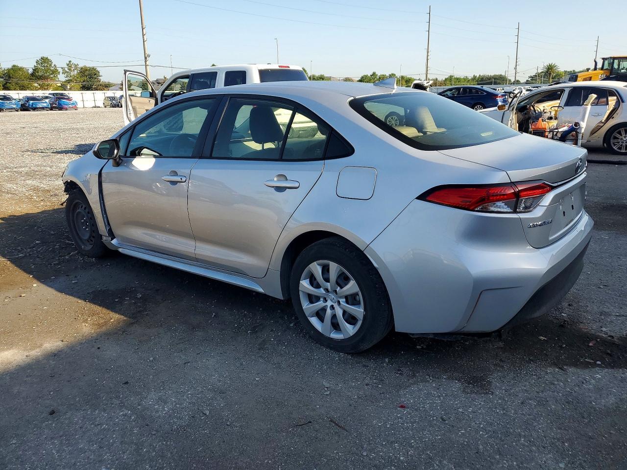 2025 TOYOTA COROLLA