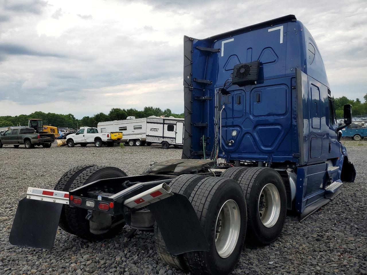 2024 FREIGHTLINER CASCADIA 126