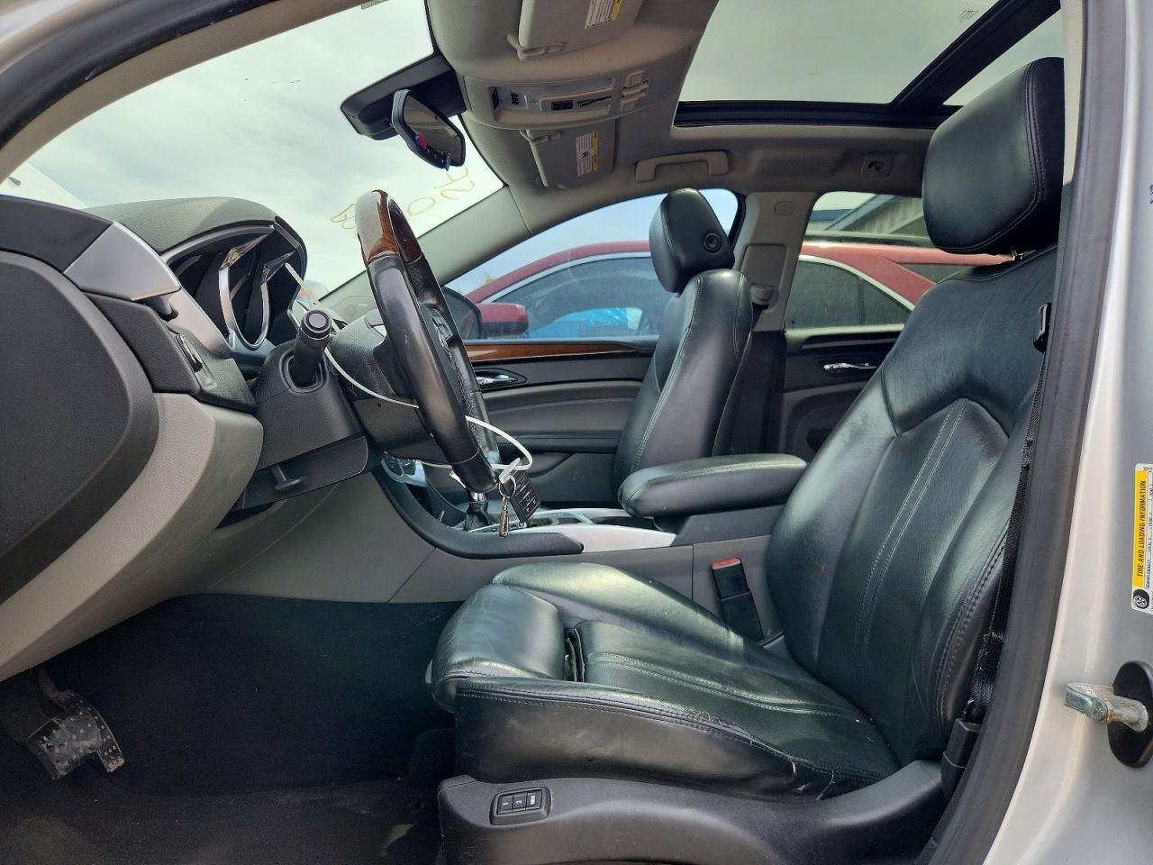 2011 CADILLAC SRX