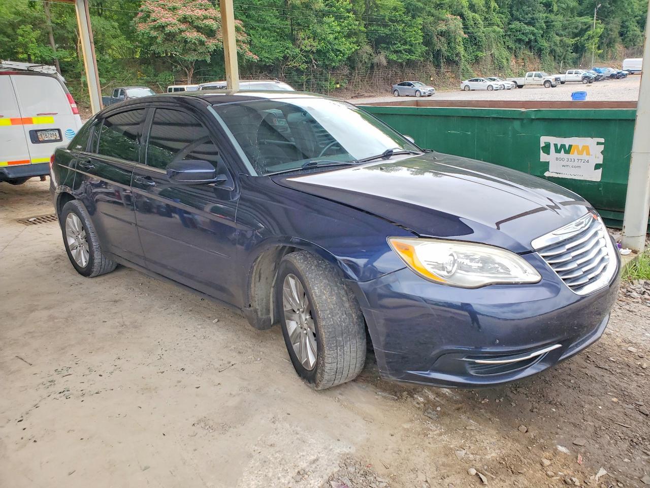 2012 CHRYSLER 200