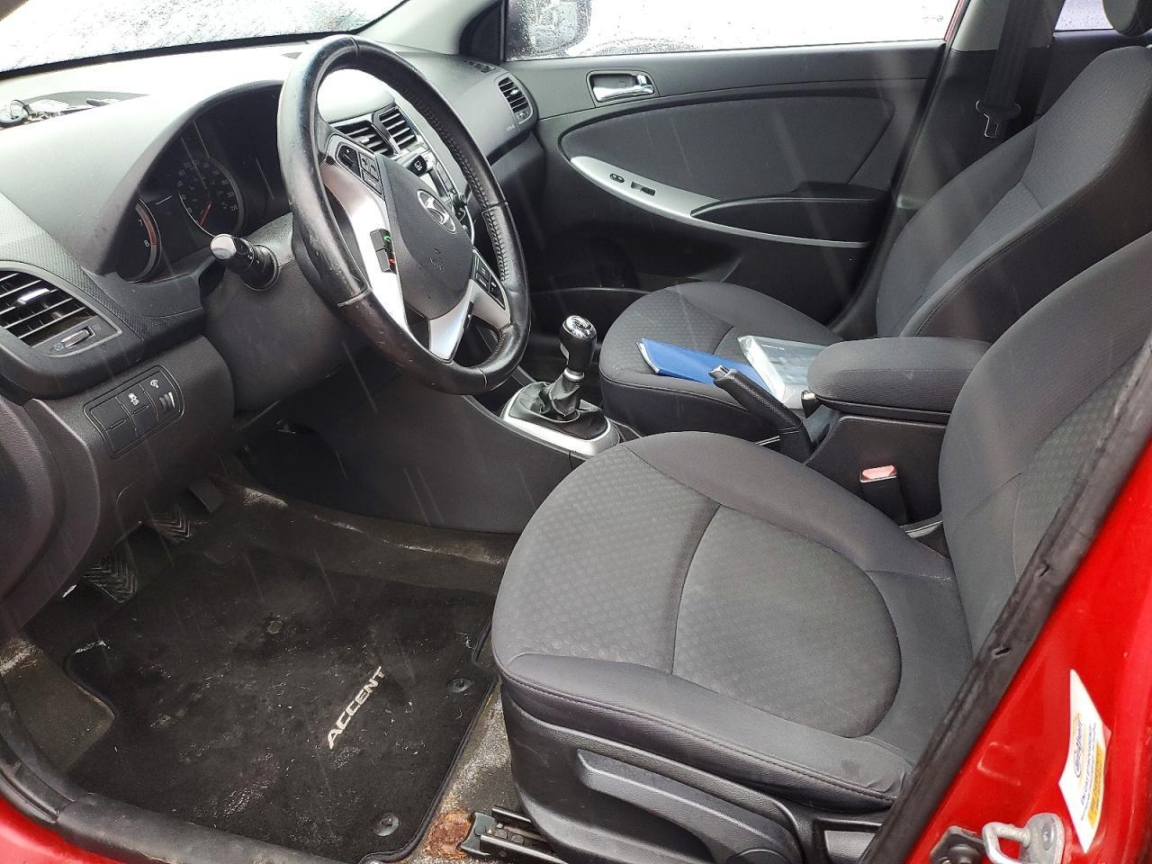 2012 HYUNDAI ACCENT