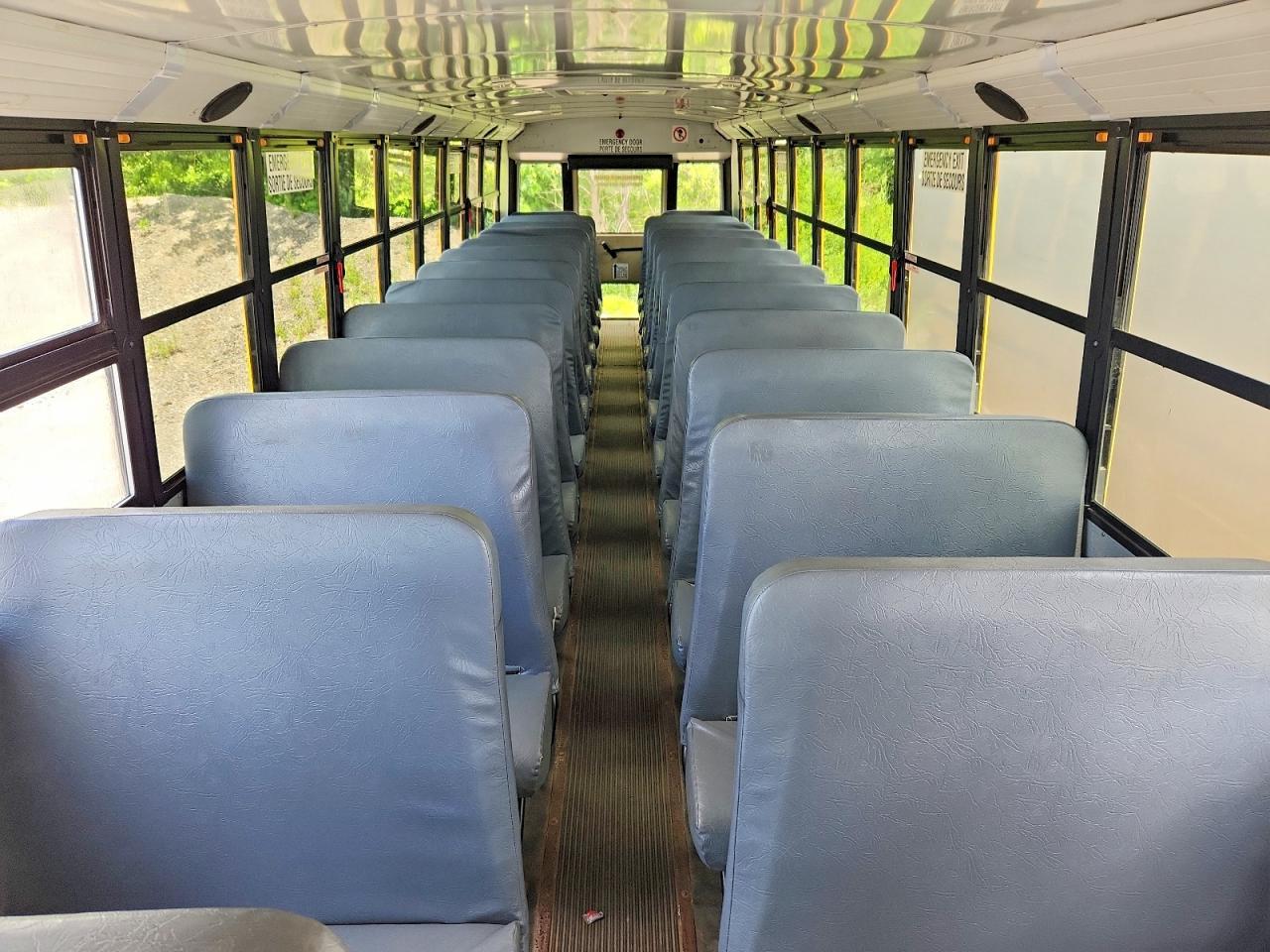2012 THOMAS Saf-t-liner C2