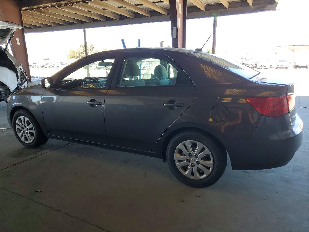 2013 KIA FORTE
