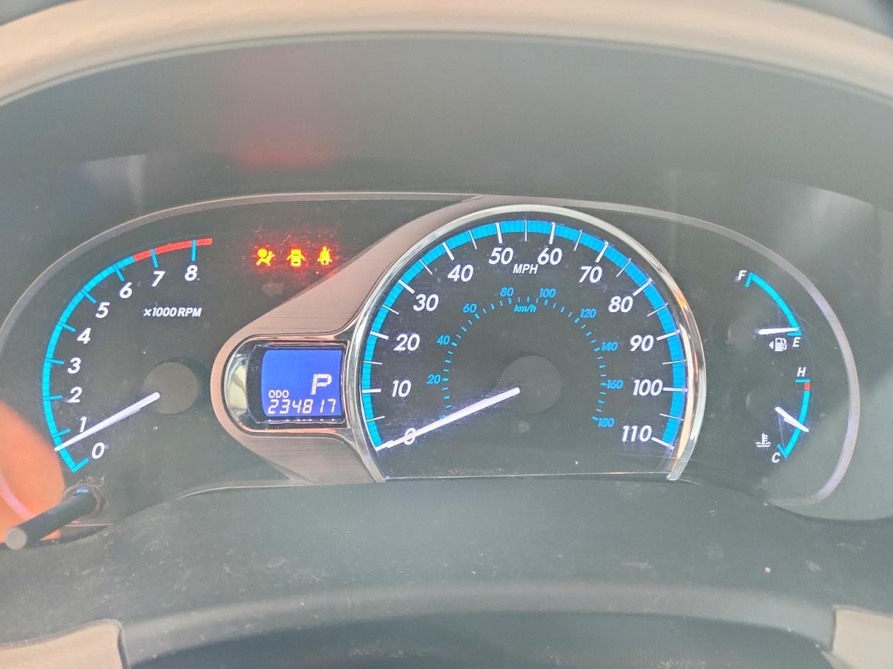 2013 TOYOTA SIENNA
