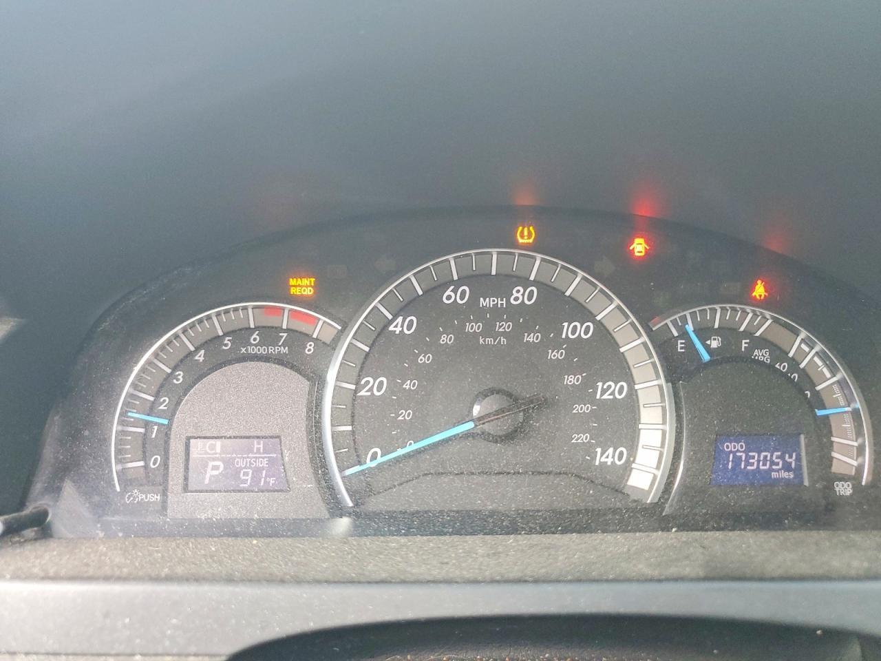 2014 TOYOTA CAMRY