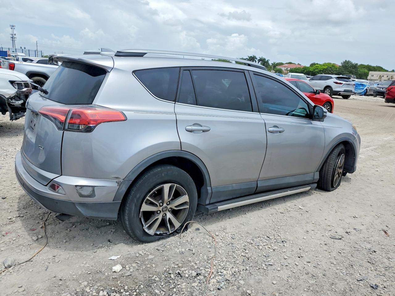 2017 TOYOTA RAV4