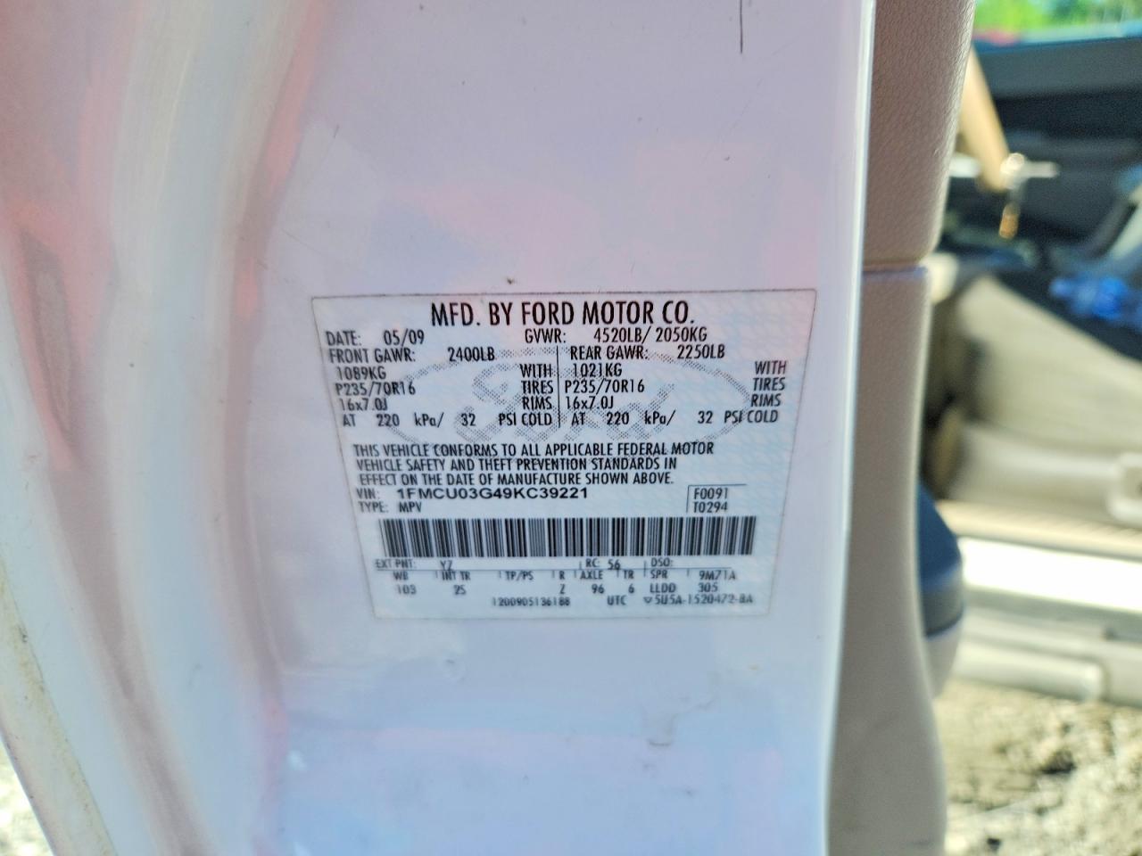 2009 FORD ESCAPE