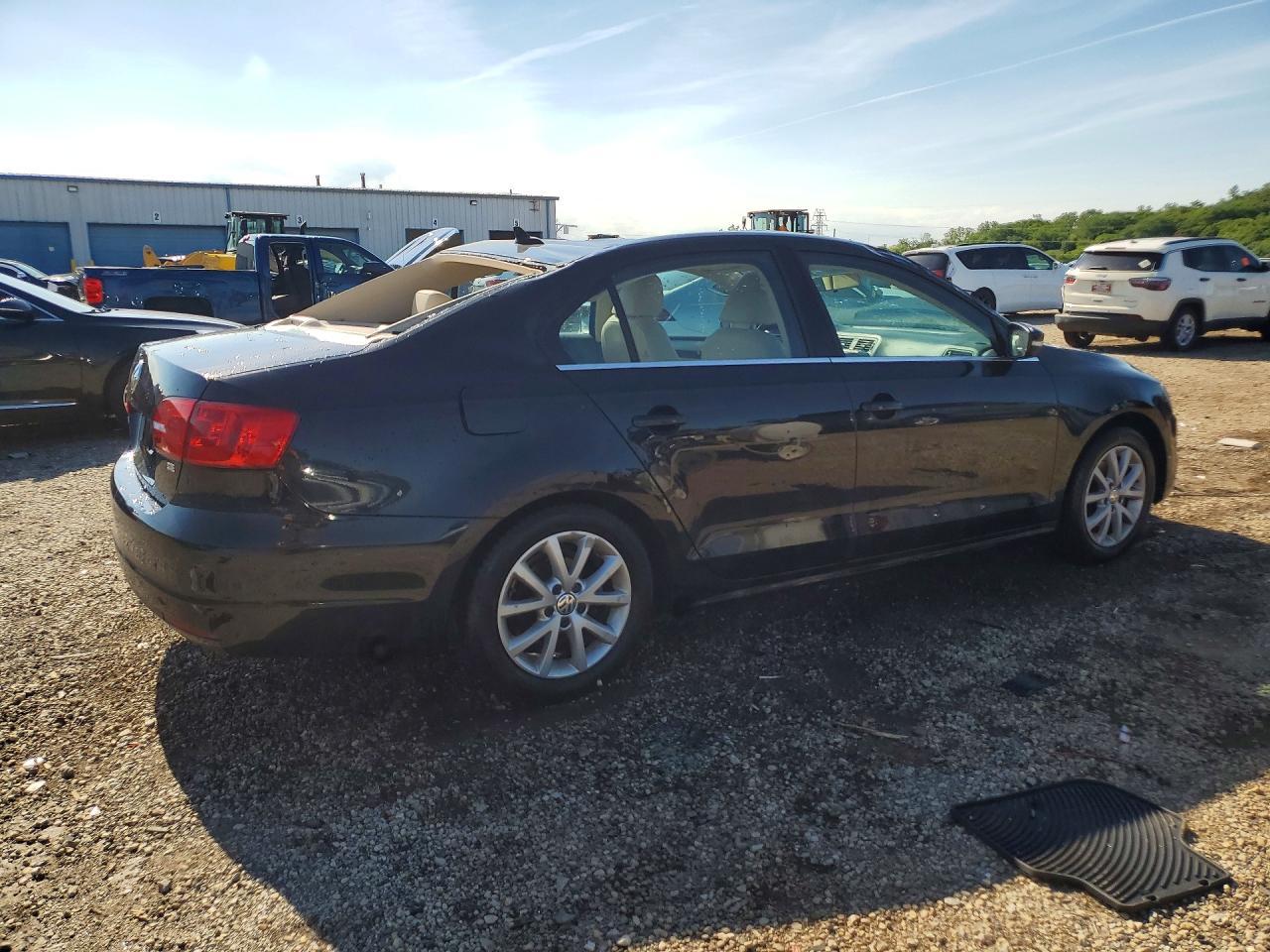 2014 VOLKSWAGEN JETTA