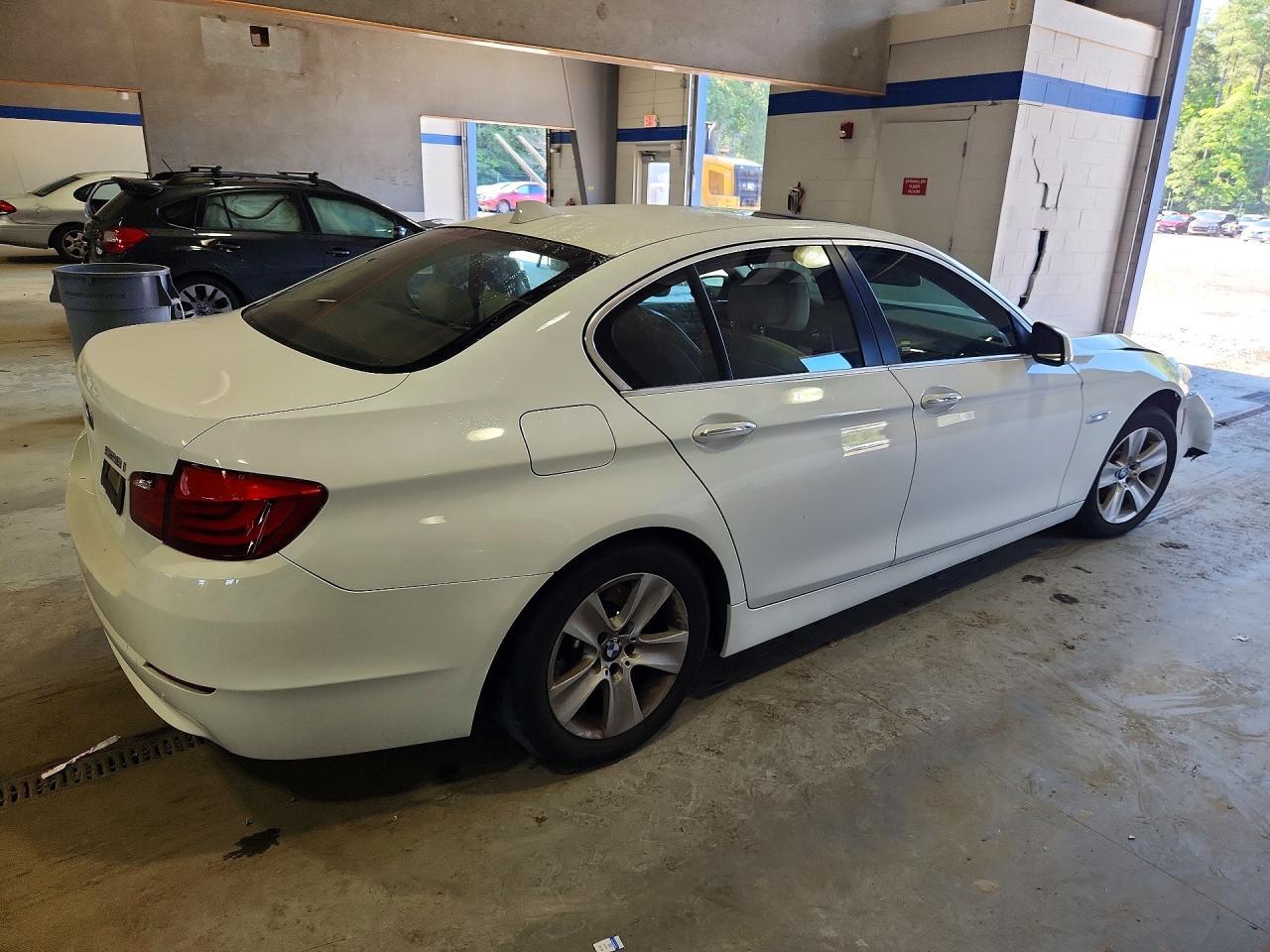 2011 BMW 5 series